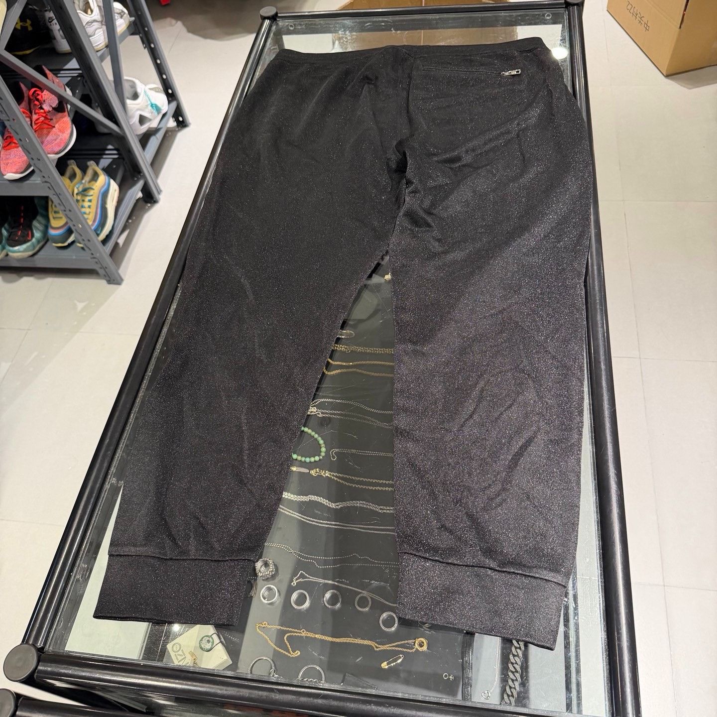 Alexander McQueen Alexander McQueen Black Casual Pants 34 Men Size US 34 / EU 50 - 2 Thumbnail