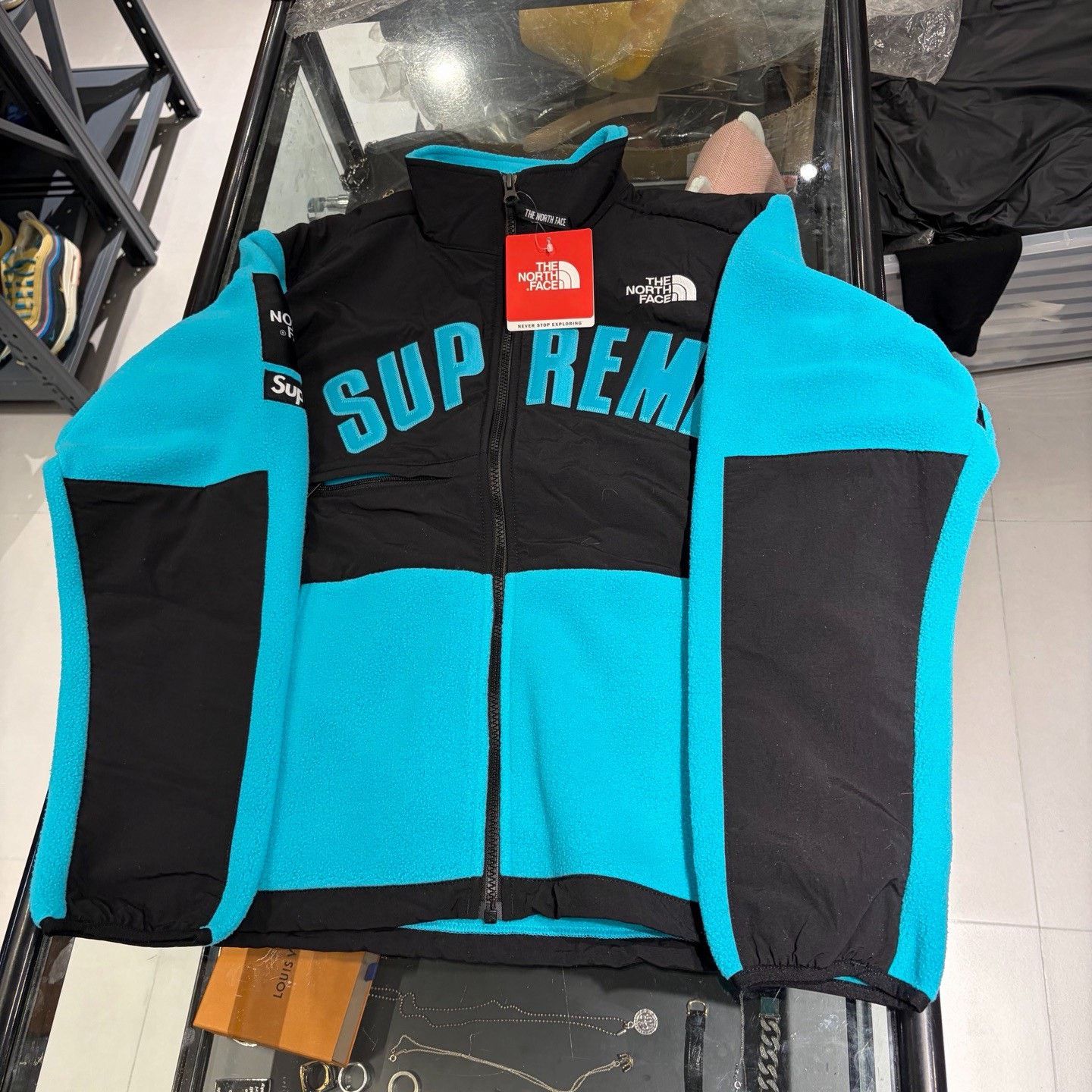 Supreme Supreme Blue Light Jacket s Men Size US S / EU 44-46 / 1 - 3 Thumbnail
