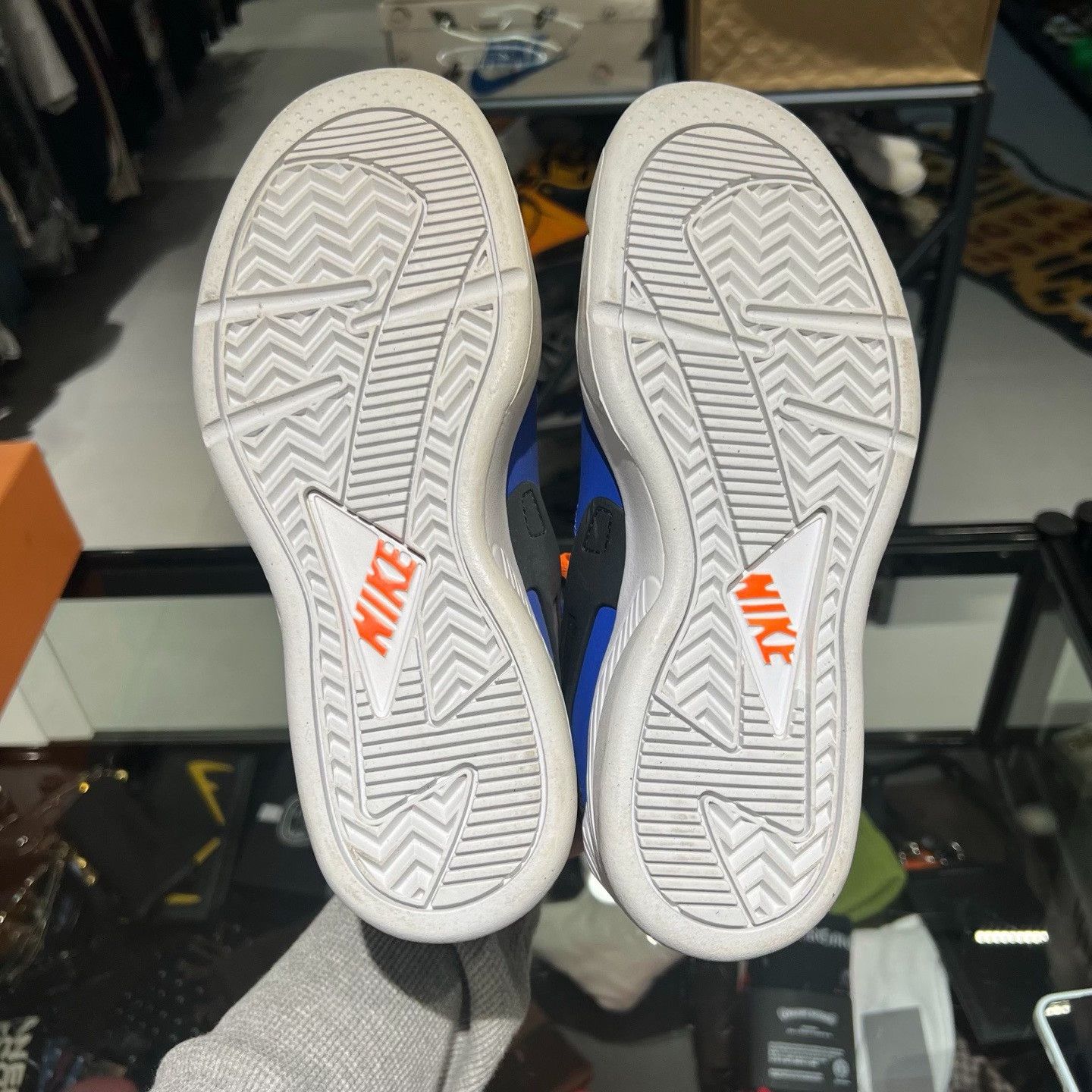 Nike Nike Lowtop Sneakers 8 Men Size US 8 / EU 41 - 5 Thumbnail