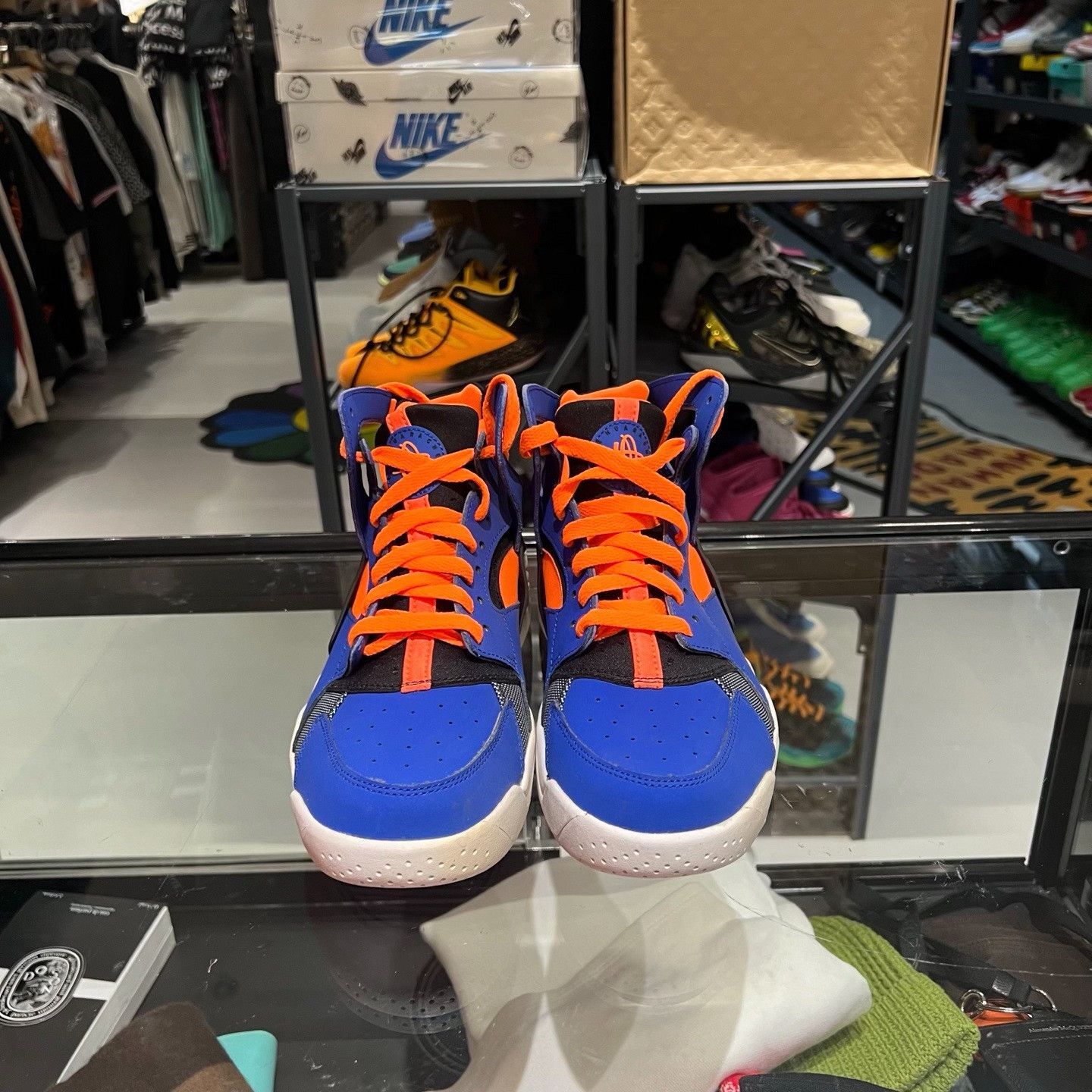 Nike Nike Lowtop Sneakers 8 Men Size US 8 / EU 41 - 2 Thumbnail