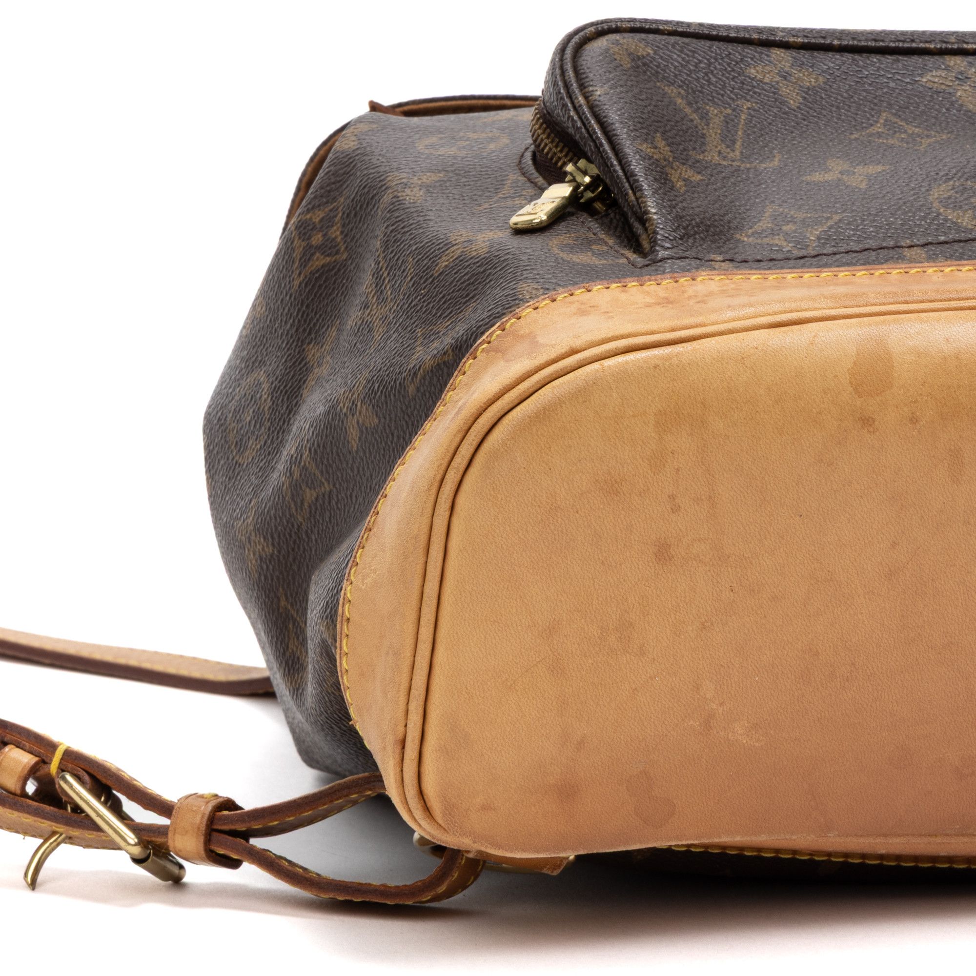 Louis Vuitton Montsouris MM Size ONE SIZE - 7 Thumbnail