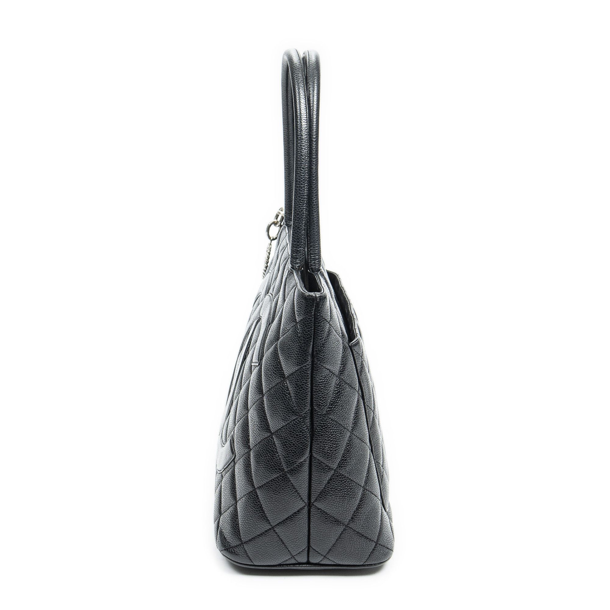 Chanel CC Timeless Medallion Tote Size ONE SIZE - 3 Thumbnail
