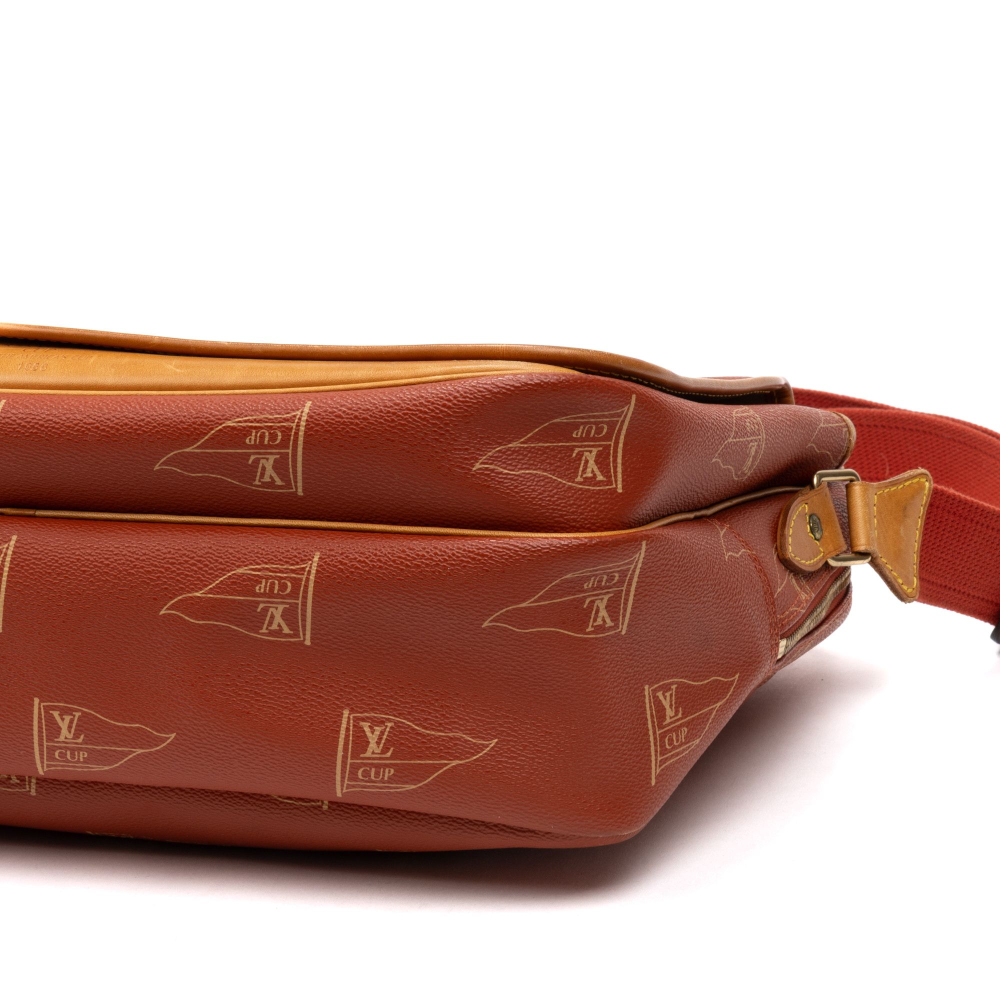 Louis Vuitton Ltd. Ed. LV America's Cup Touquet Size ONE SIZE - 8 Thumbnail