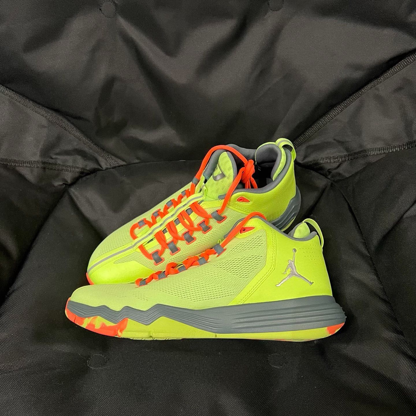 Nike Nike Green Lowtop Sneakers 10 Men Size US 10 / EU 43 - 6 Thumbnail