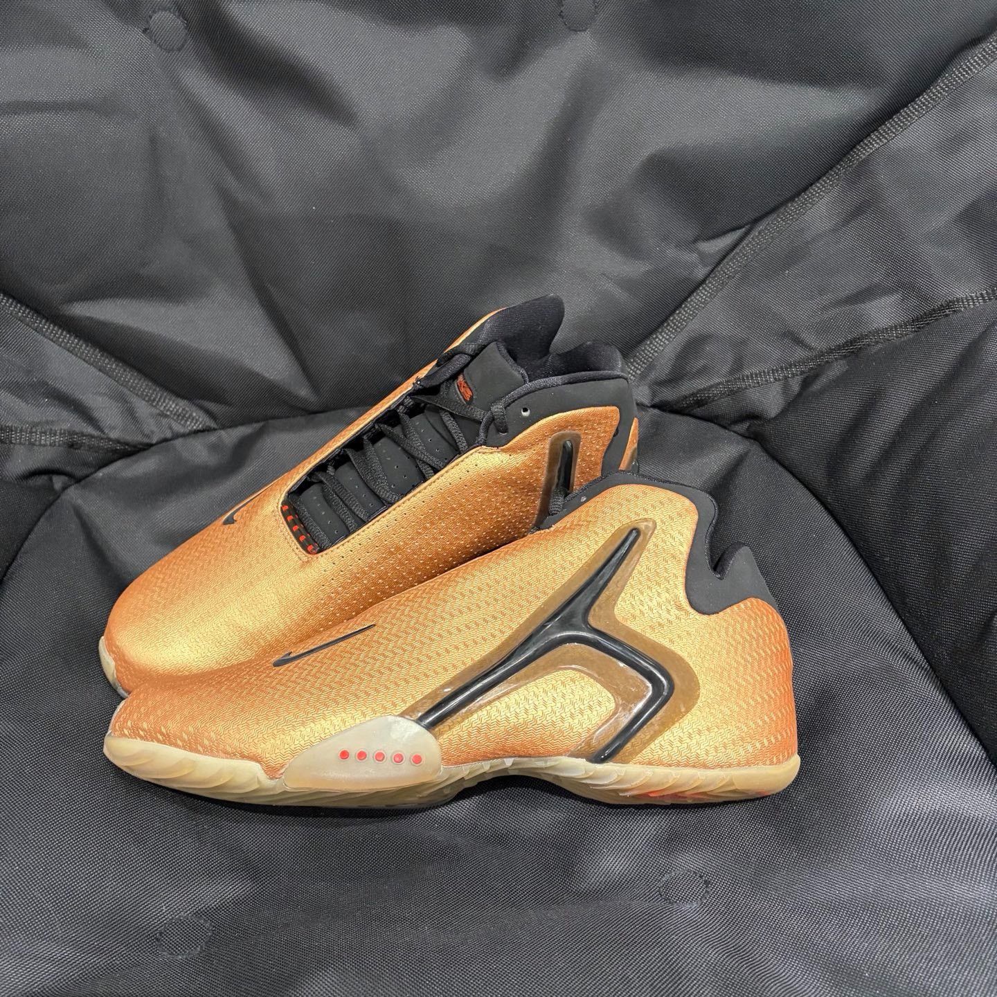 Nike Nike Yellow Lowtop Sneakers 9.5 Men Size US 9.5 / EU 42-43 - 6 Thumbnail