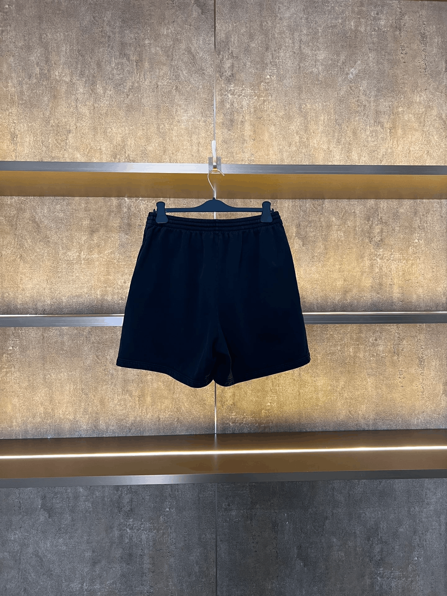 Balenciaga Balenciaga Limited Shorts 32 Men Size US 32 / EU 48 - 2 Thumbnail
