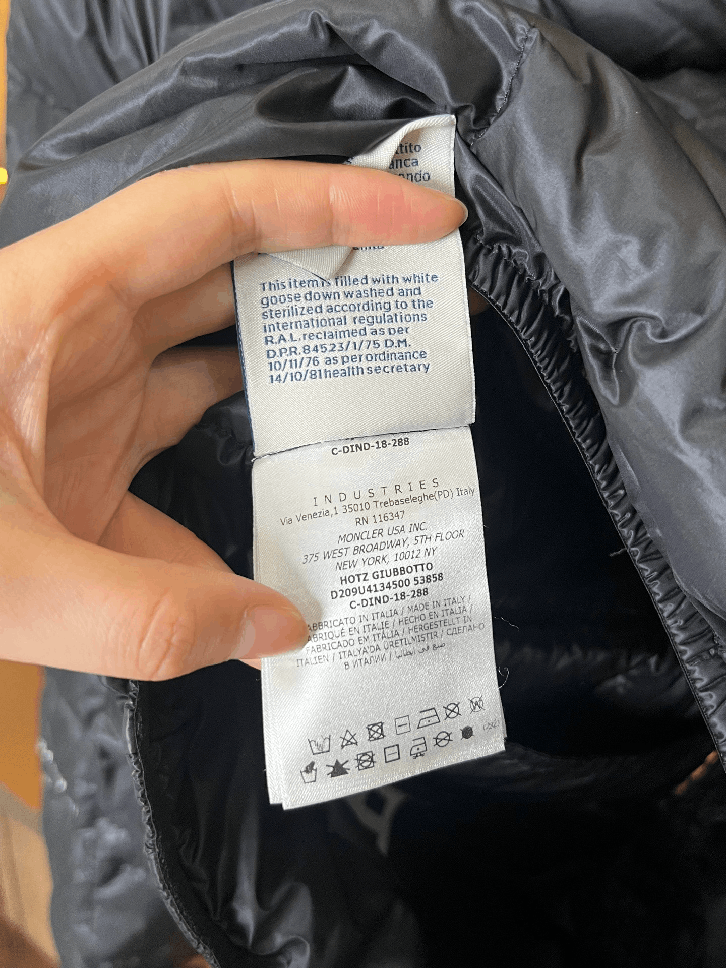 Moncler Moncler Down Heavy Coat l Men Size US L / EU 52-54 / 3 - 7 Thumbnail