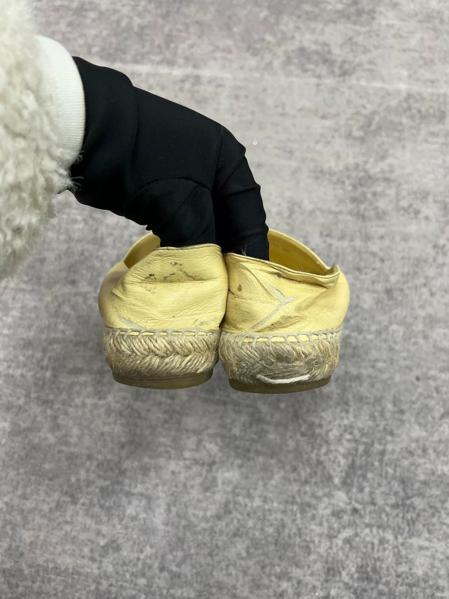 Chanel Chanel Lowtop Sneakers us_7-5 Women Size US 7.5 / IT 37.5 - 5 Thumbnail