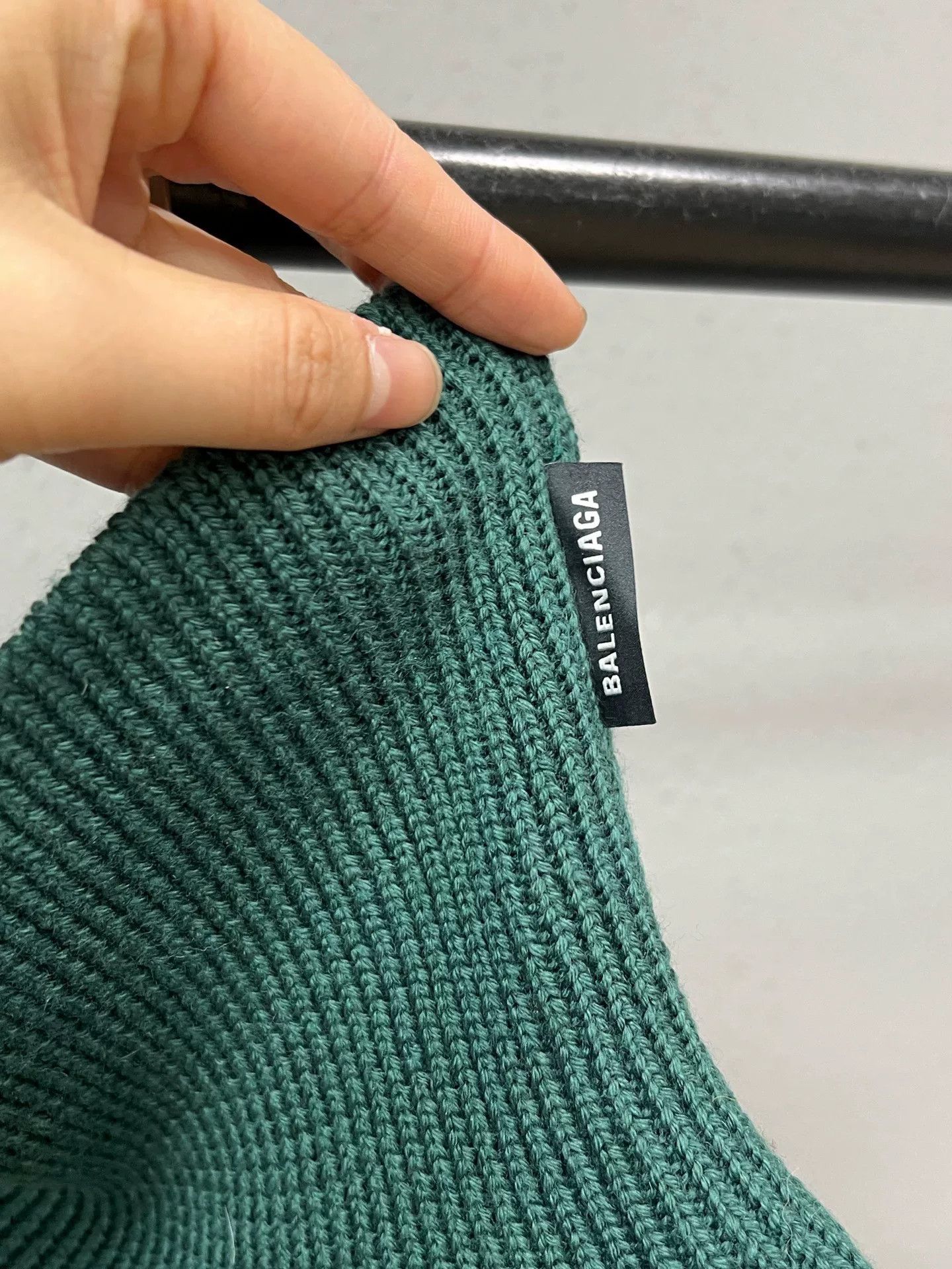 Balenciaga Balenciaga Sweater s Men Size US S / EU 44-46 / 1 - 3 Thumbnail