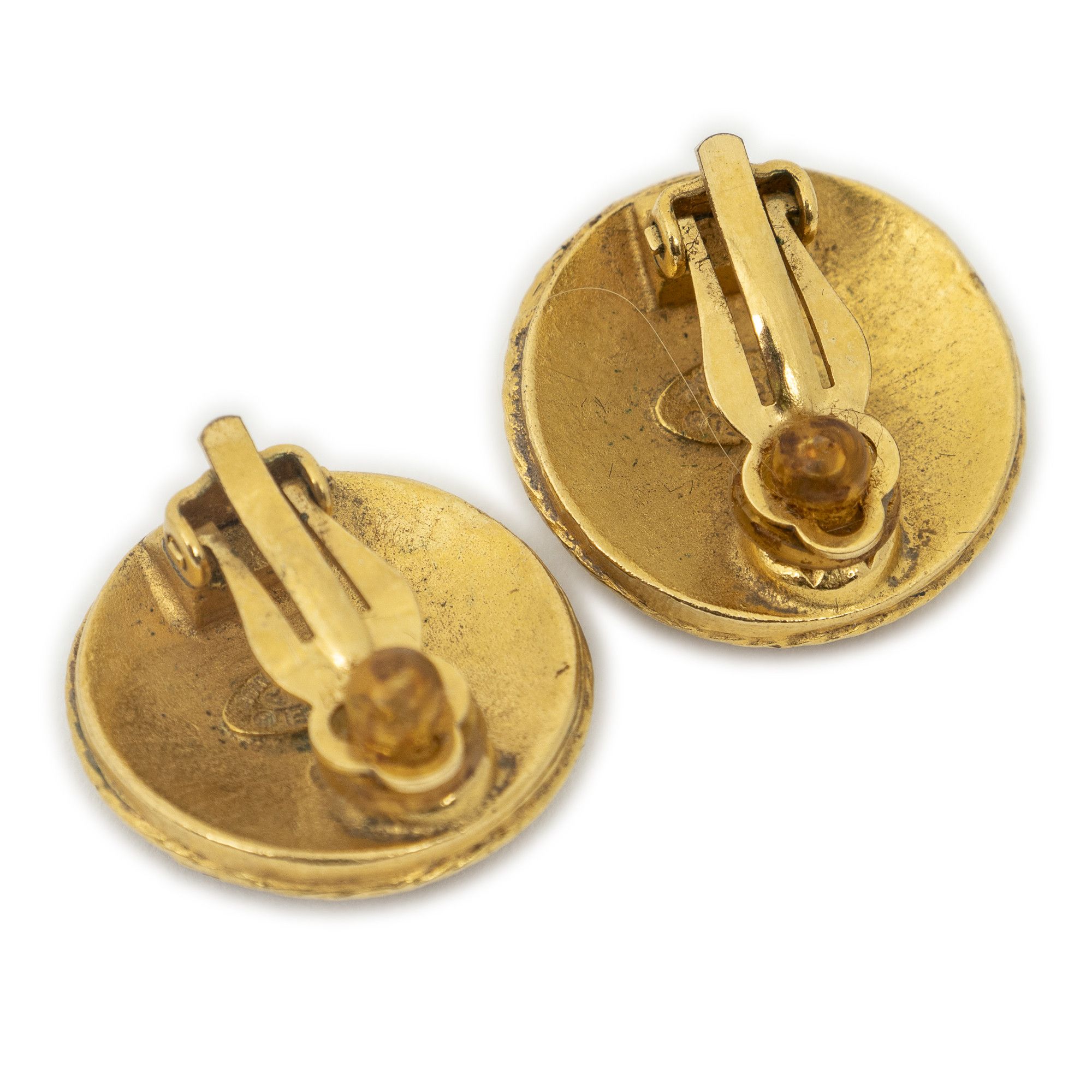 Chanel CC Round Clip On Earrings Size ONE SIZE - 2 Thumbnail