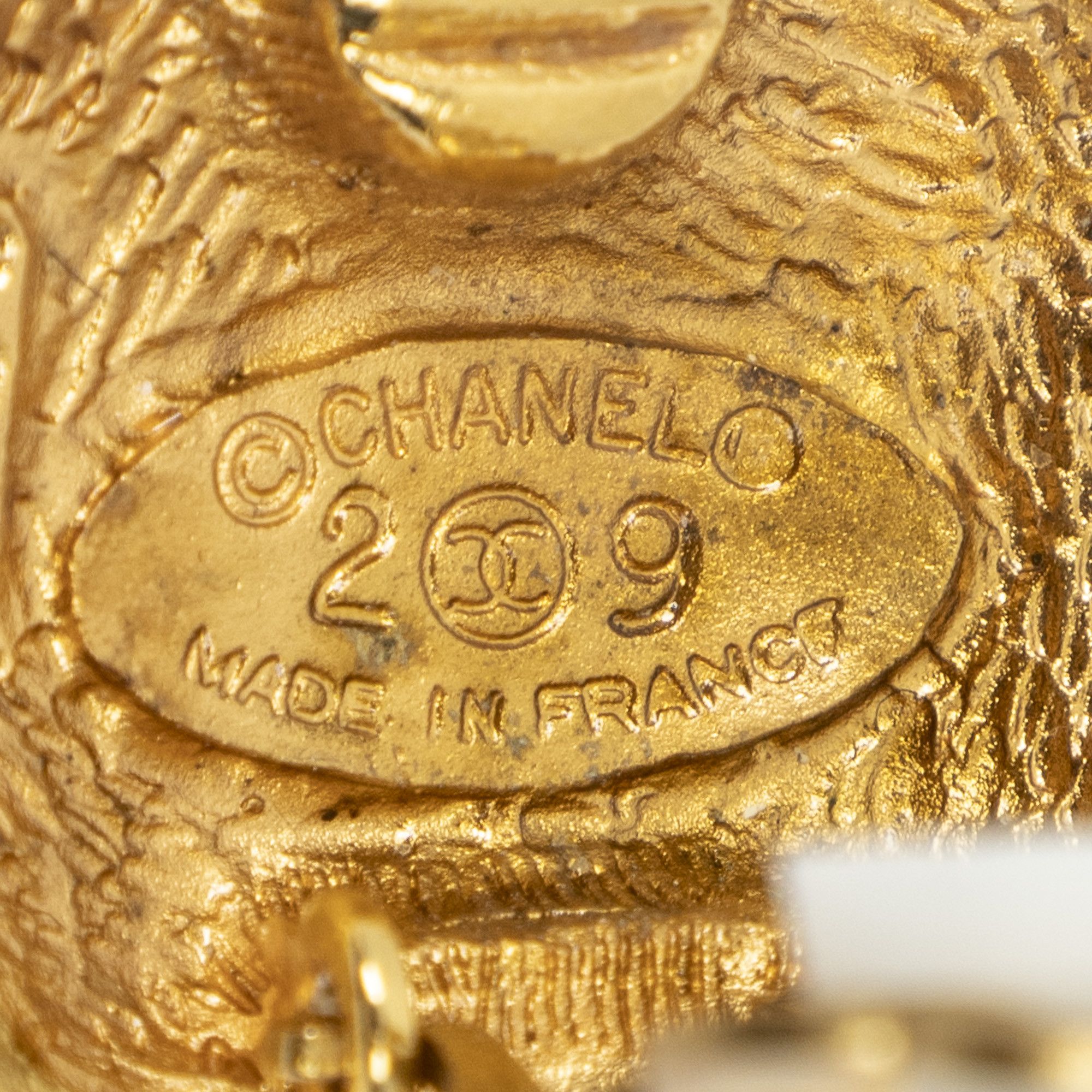 Chanel CC Round Clip On Earrings Size ONE SIZE - 3 Thumbnail