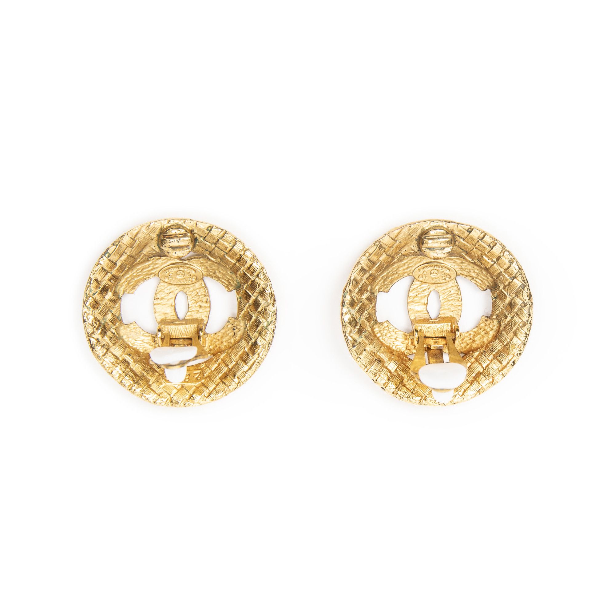 Chanel CC Quilted Round Clip On Earrings Size ONE SIZE - 3 Thumbnail