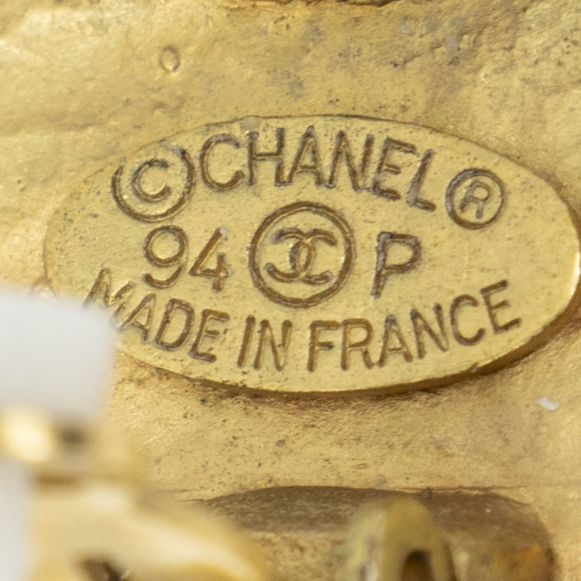 Chanel CC Round Enamel Clip On Earrings Size ONE SIZE - 3 Thumbnail