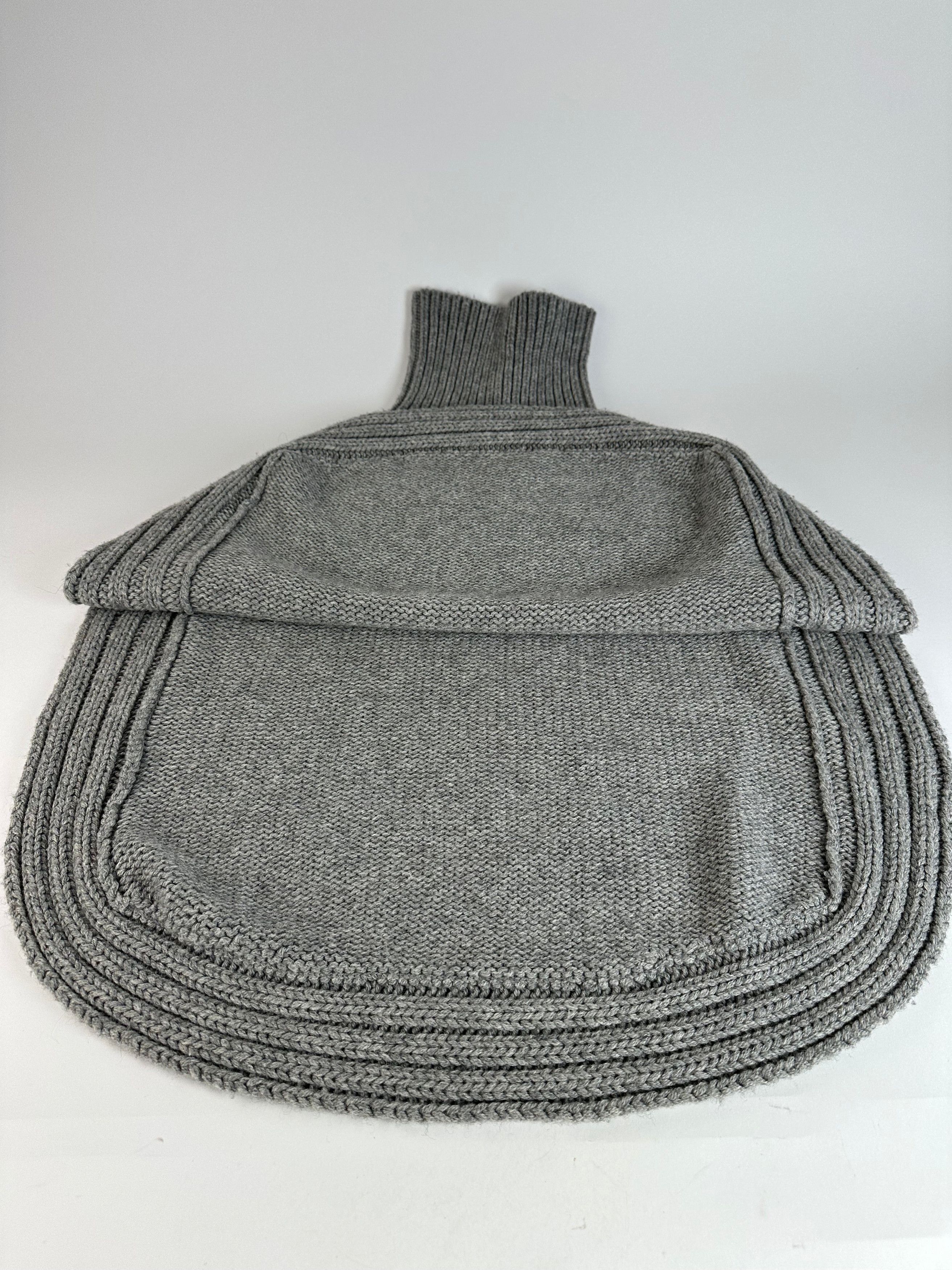 Gucci Vintage Wool Poncho Grey M Size M / US 6-8 / IT 42-44 - 6 Thumbnail