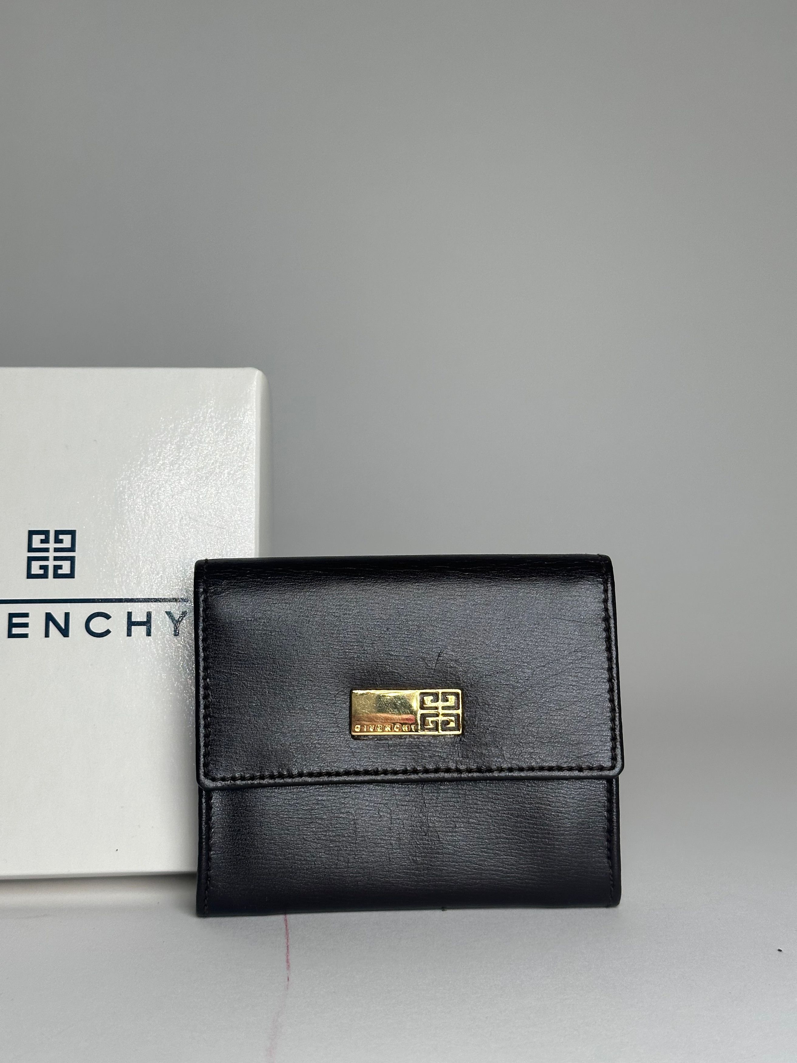 Givenchy Vintage Leather Wallet Black Size ONE SIZE - 3 Thumbnail