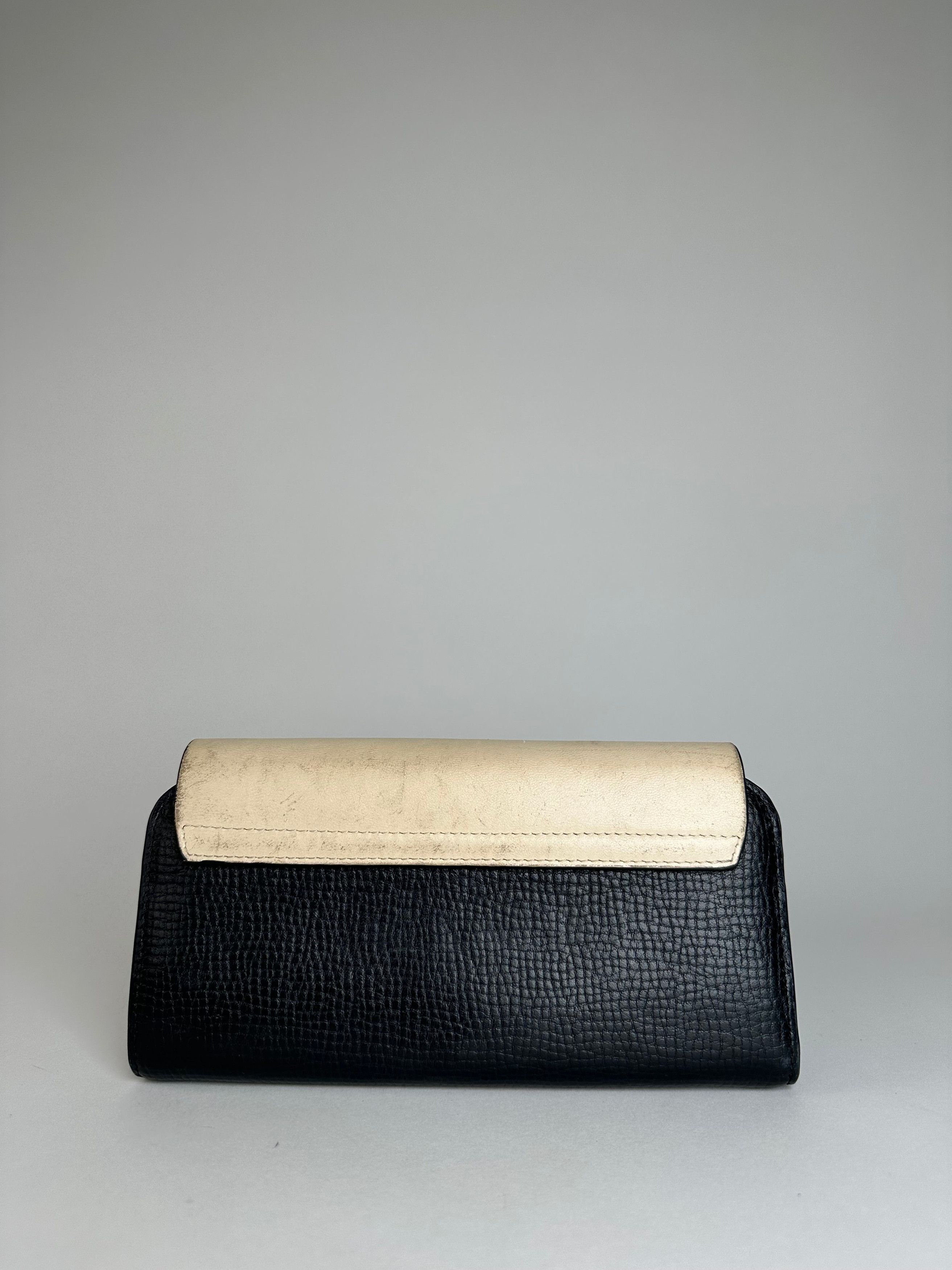 Chloe Vintage Snake Emblossed Leather Wallet Black Beige Size ONE SIZE - 2 Thumbnail