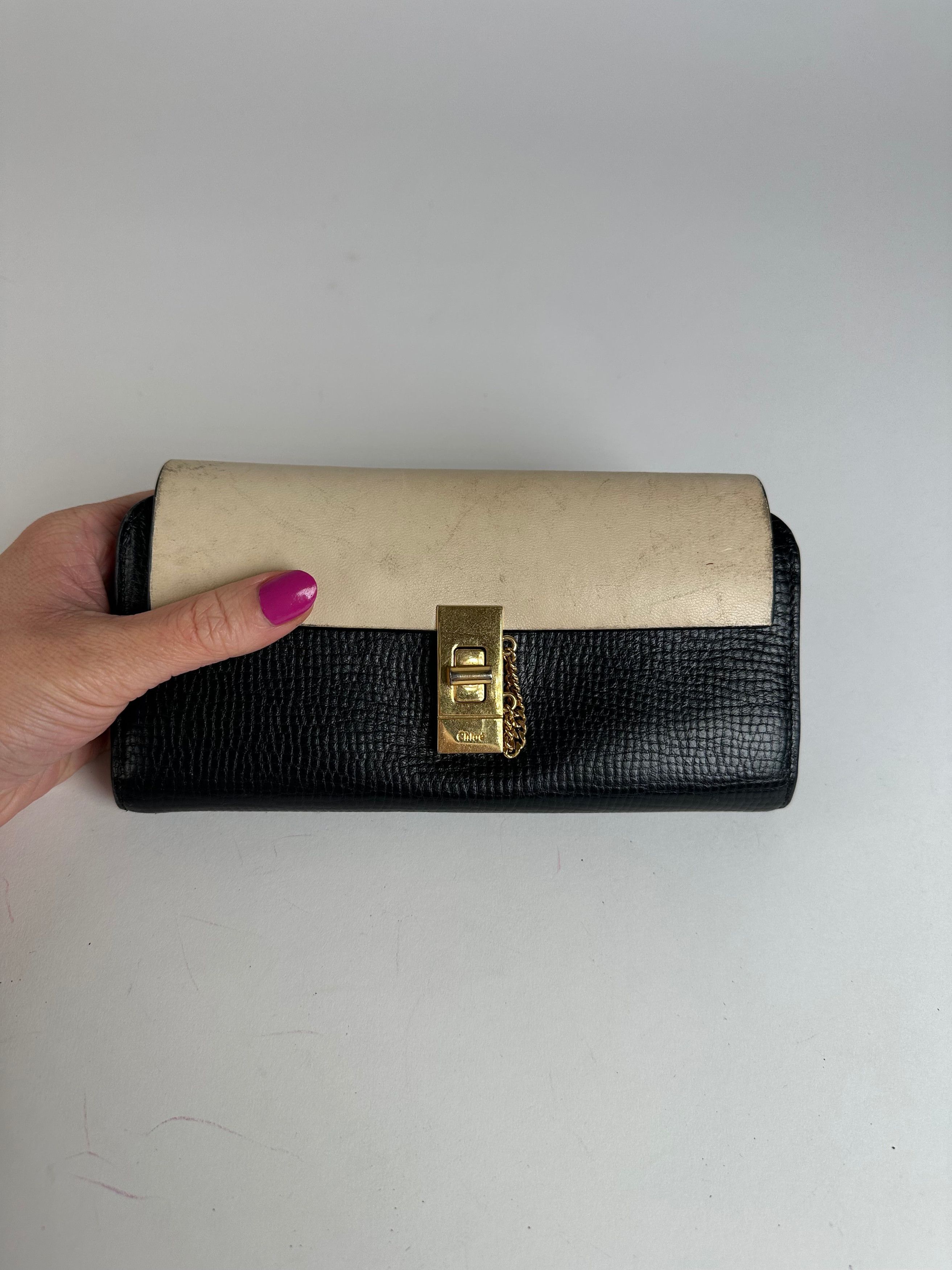 Chloe Vintage Snake Emblossed Leather Wallet Black Beige Size ONE SIZE - 3 Thumbnail