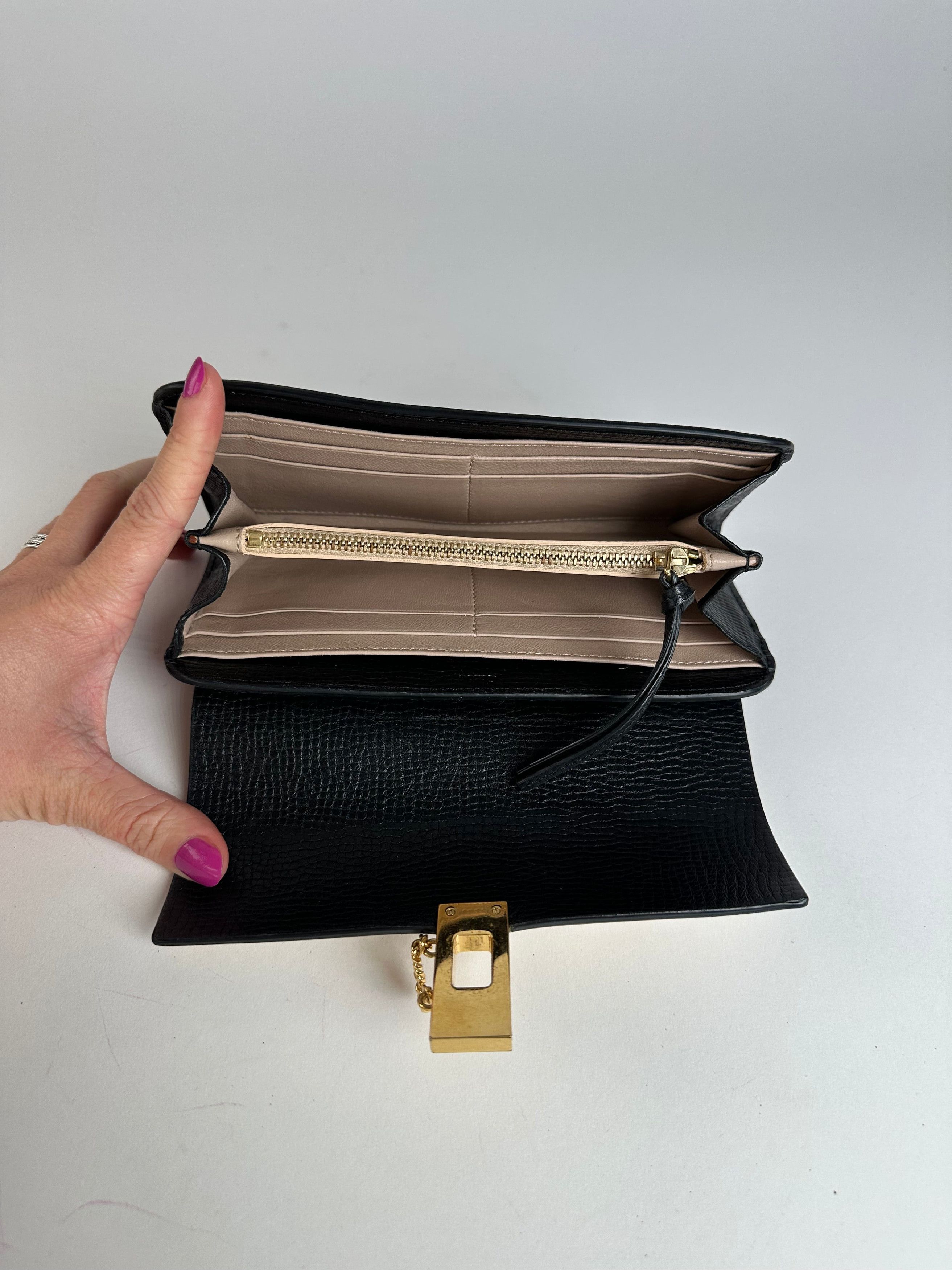 Chloe Vintage Snake Emblossed Leather Wallet Black Beige Size ONE SIZE - 4 Thumbnail