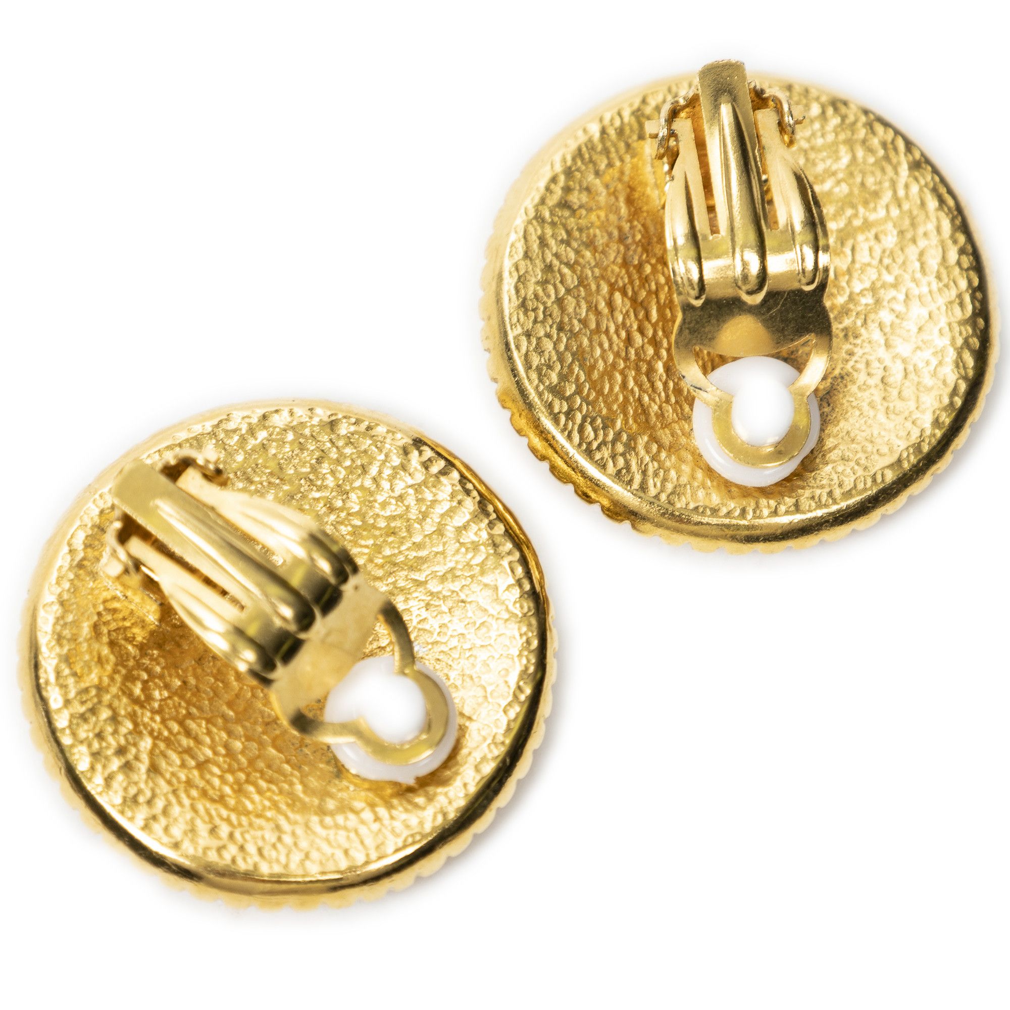 Chanel CC Round Clip On Earrings Size ONE SIZE - 2 Thumbnail