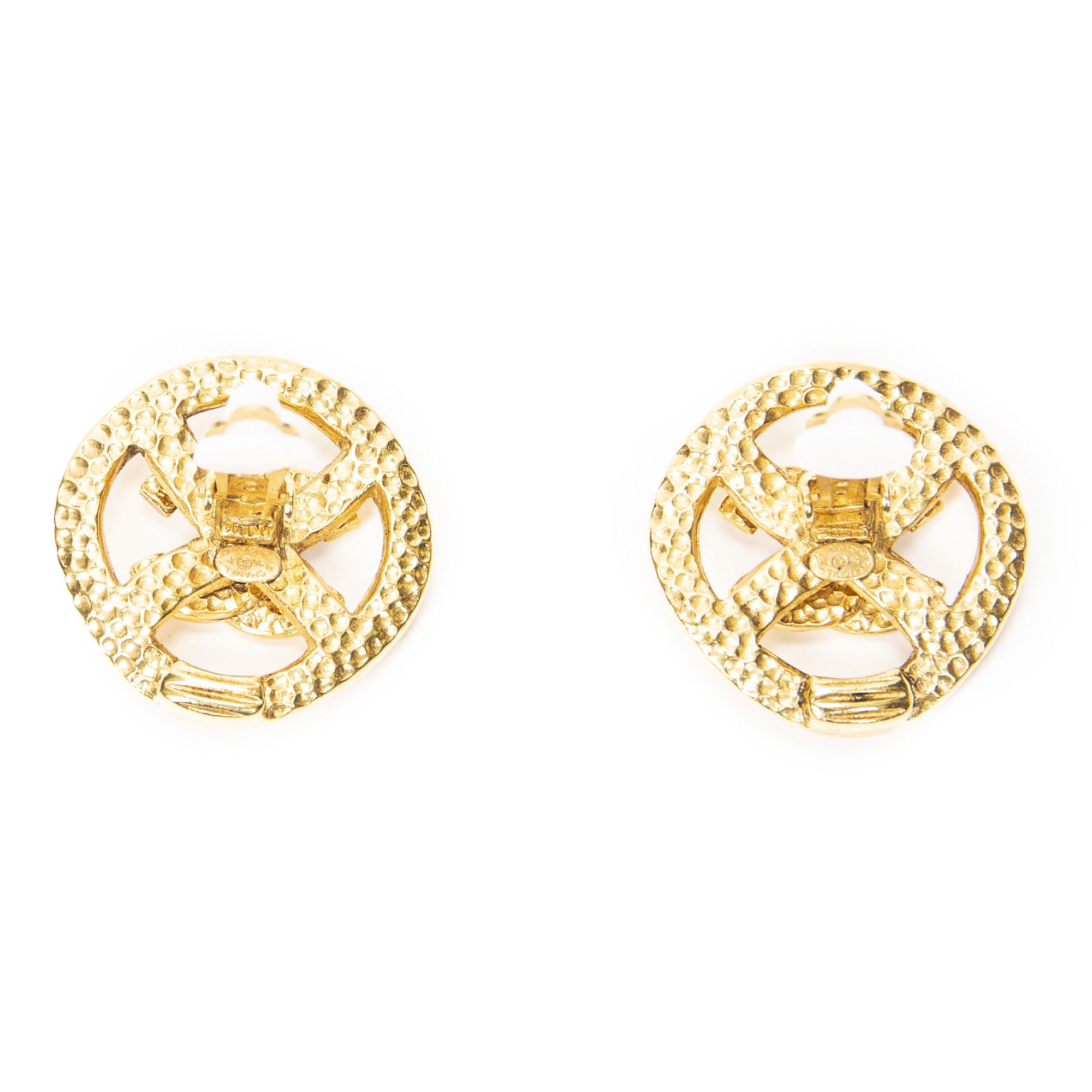 Chanel CC Round Clip On Earrings Size ONE SIZE - 3 Thumbnail