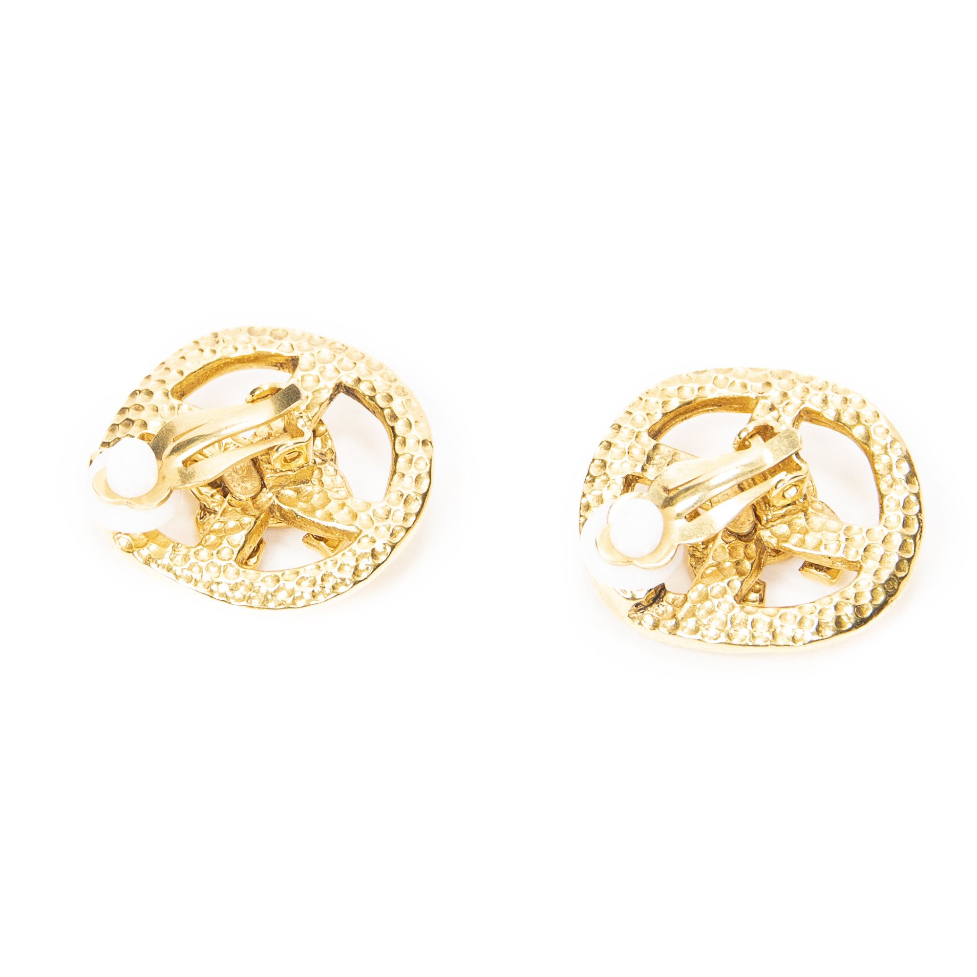 Chanel CC Round Clip On Earrings Size ONE SIZE - 2 Thumbnail