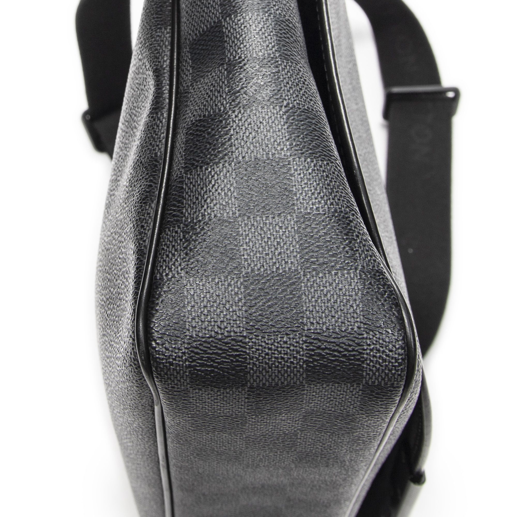 Louis Vuitton Daniel MM Size ONE SIZE - 7 Thumbnail
