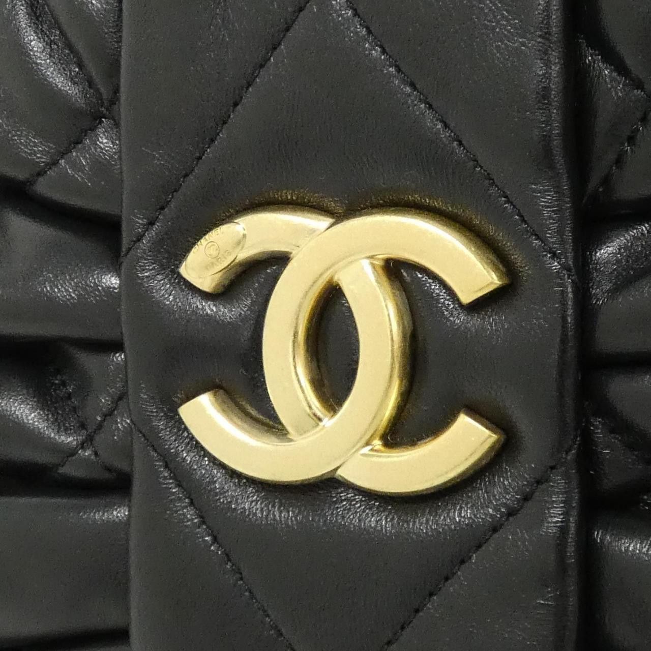 Chanel Chanel Chanel Lambskin Shoulder Bag Leather Tote Bag AS5851 DUTY FREE for USA Size ONE SIZE - 4 Thumbnail