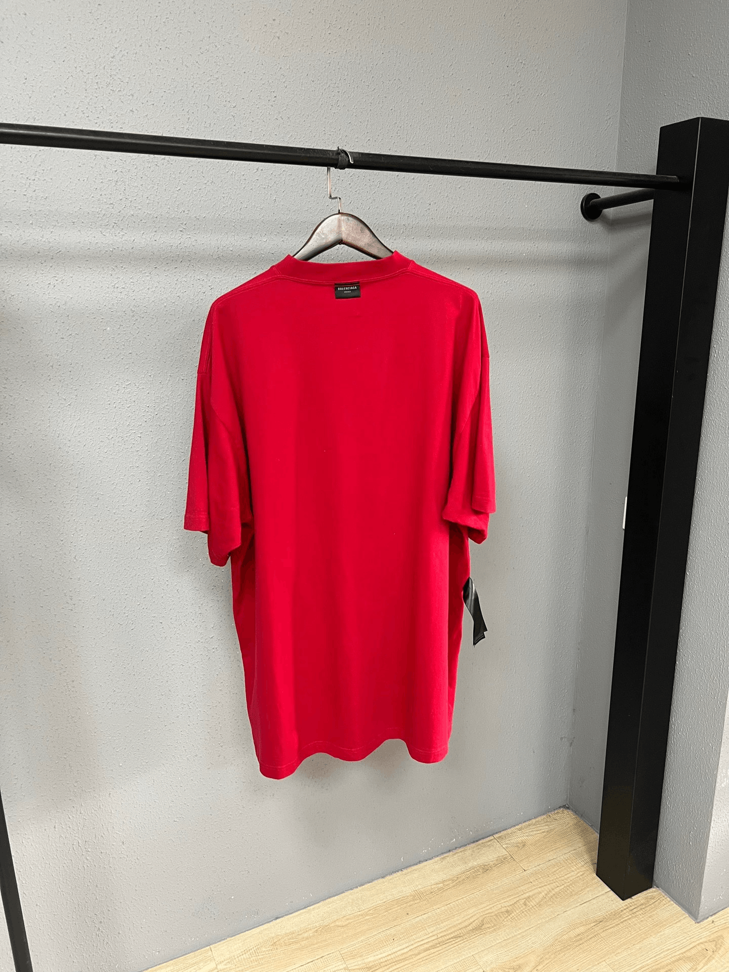 Balenciaga Balenciaga Red T-Shirt m Men Size US M / EU 48-50 / 2 - 2 Thumbnail