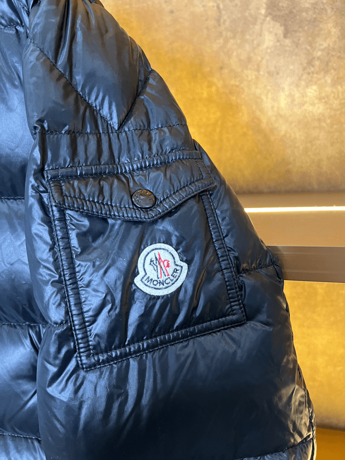 Moncler Moncler Down Down Jacket M Women Size M / US 6-8 / IT 42-44 - 3 Thumbnail