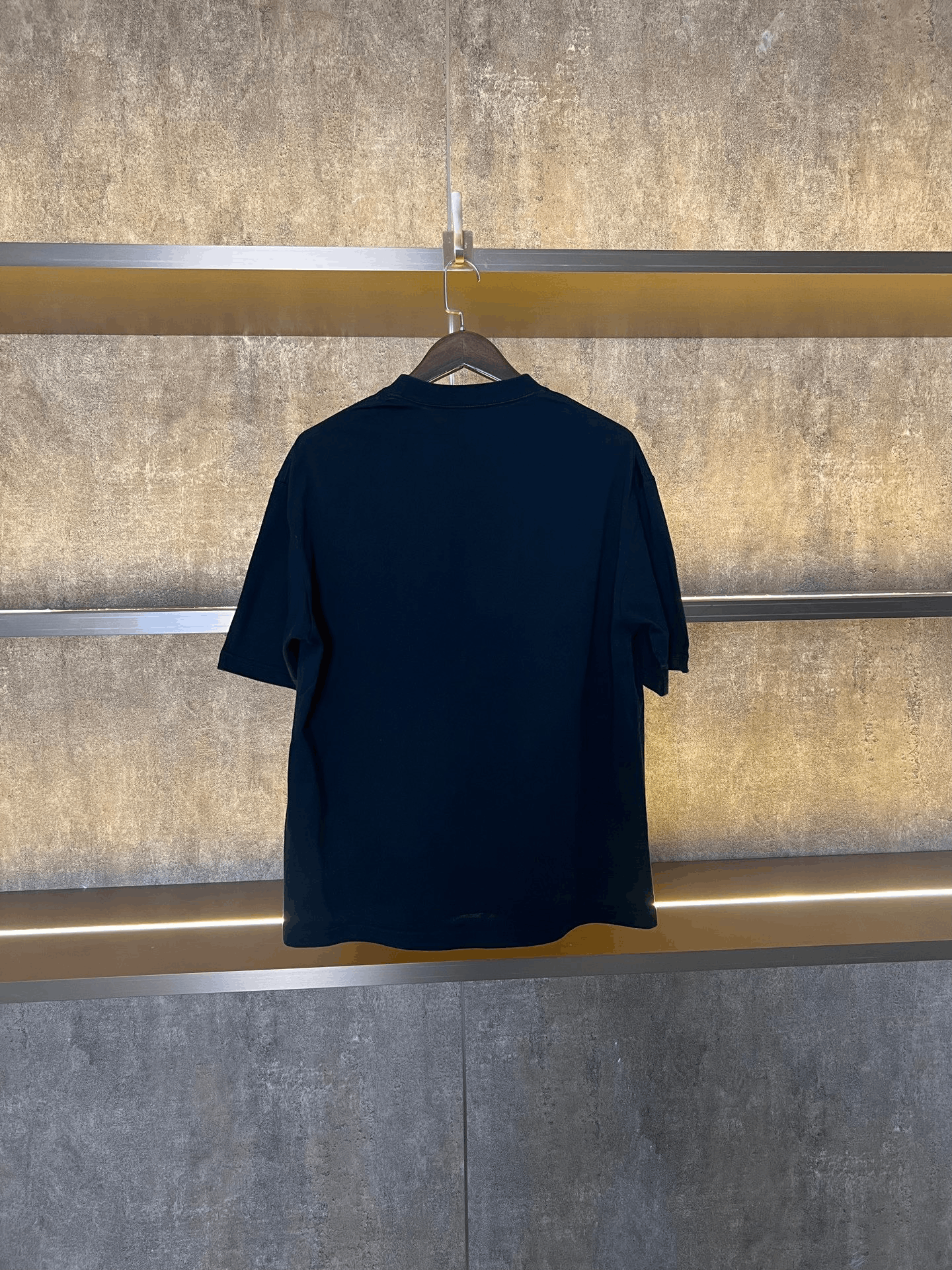 Balenciaga Balenciaga T-Shirt s Men Size US S / EU 44-46 / 1 - 2 Thumbnail
