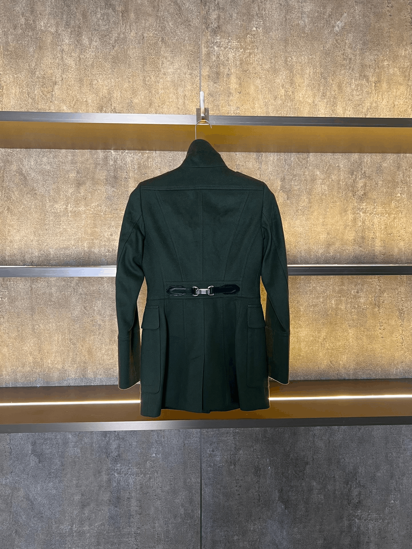 Burberry Burberry Wool Coat M Women Size M / US 6-8 / IT 42-44 - 2 Thumbnail