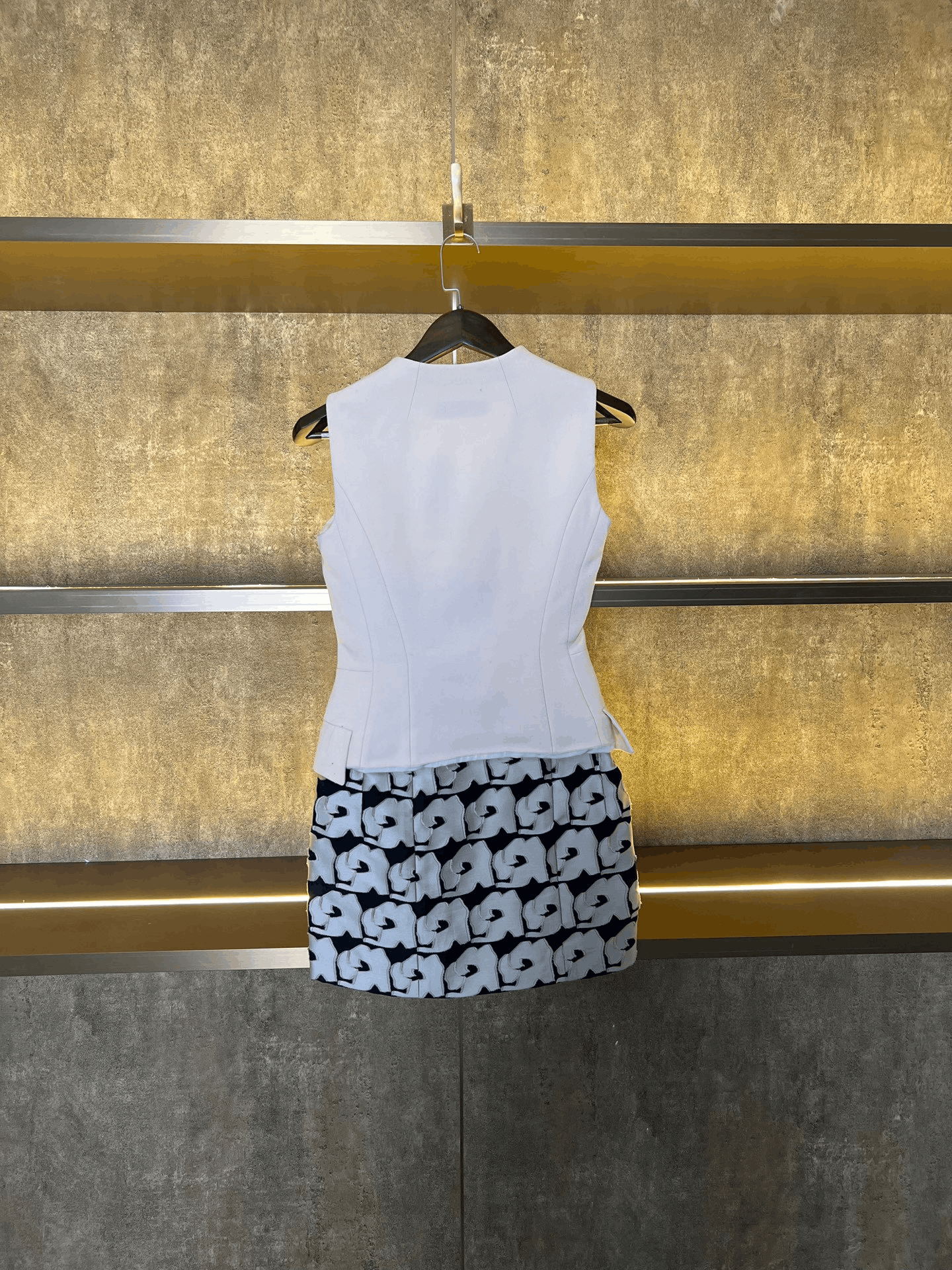 Dior Dior T-Shirt M Women Size M / US 6-8 / IT 42-44 - 2 Thumbnail