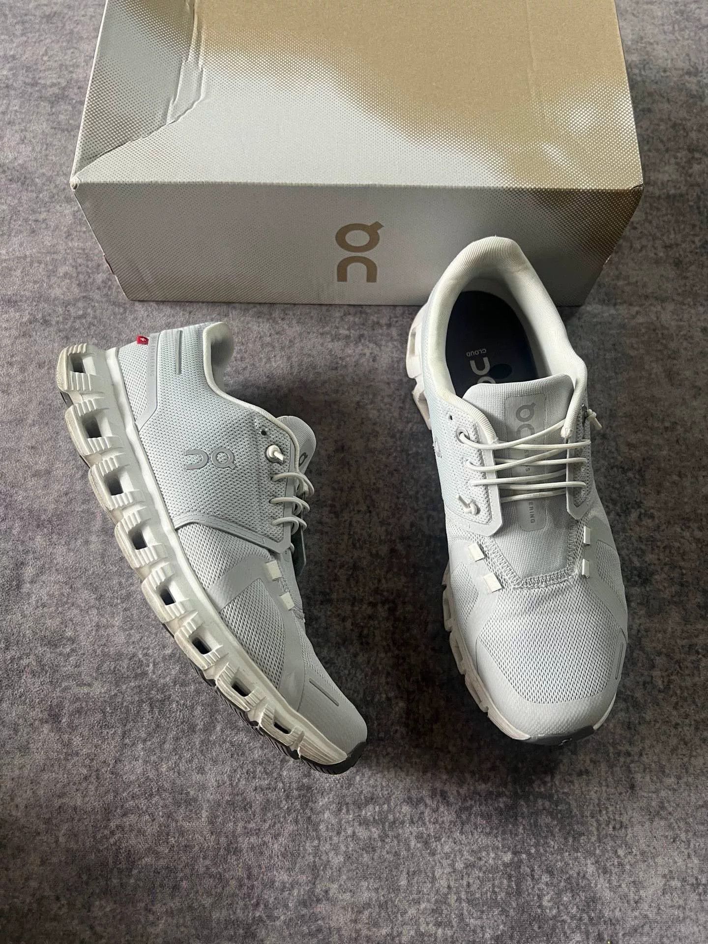 On On Lowtop Sneakers 9.5 Men Size US 9.5 / EU 42-43 - 2 Thumbnail