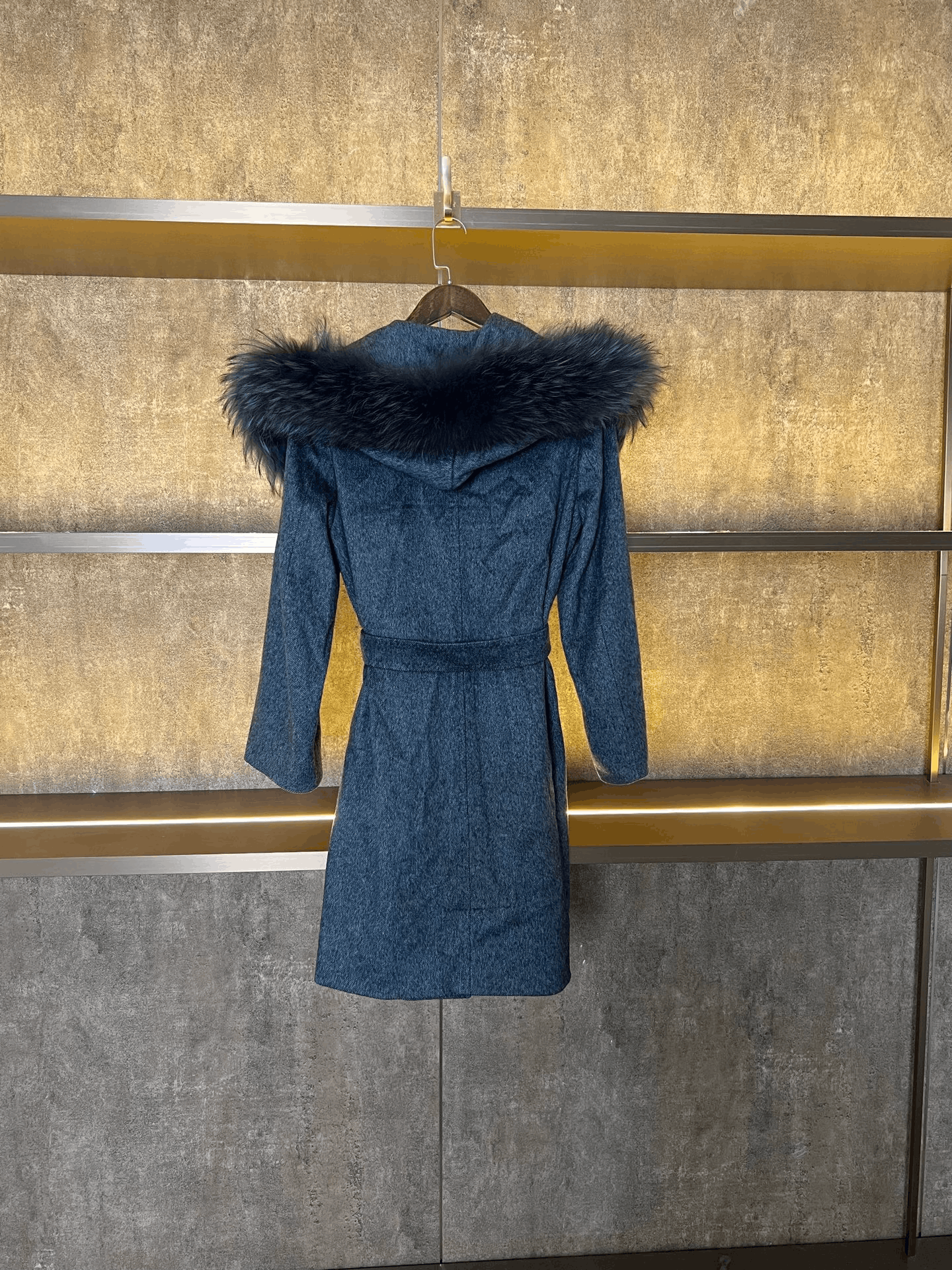 Max Mara Max Mara Gray Coat M Women Size M / US 6-8 / IT 42-44 - 2 Thumbnail