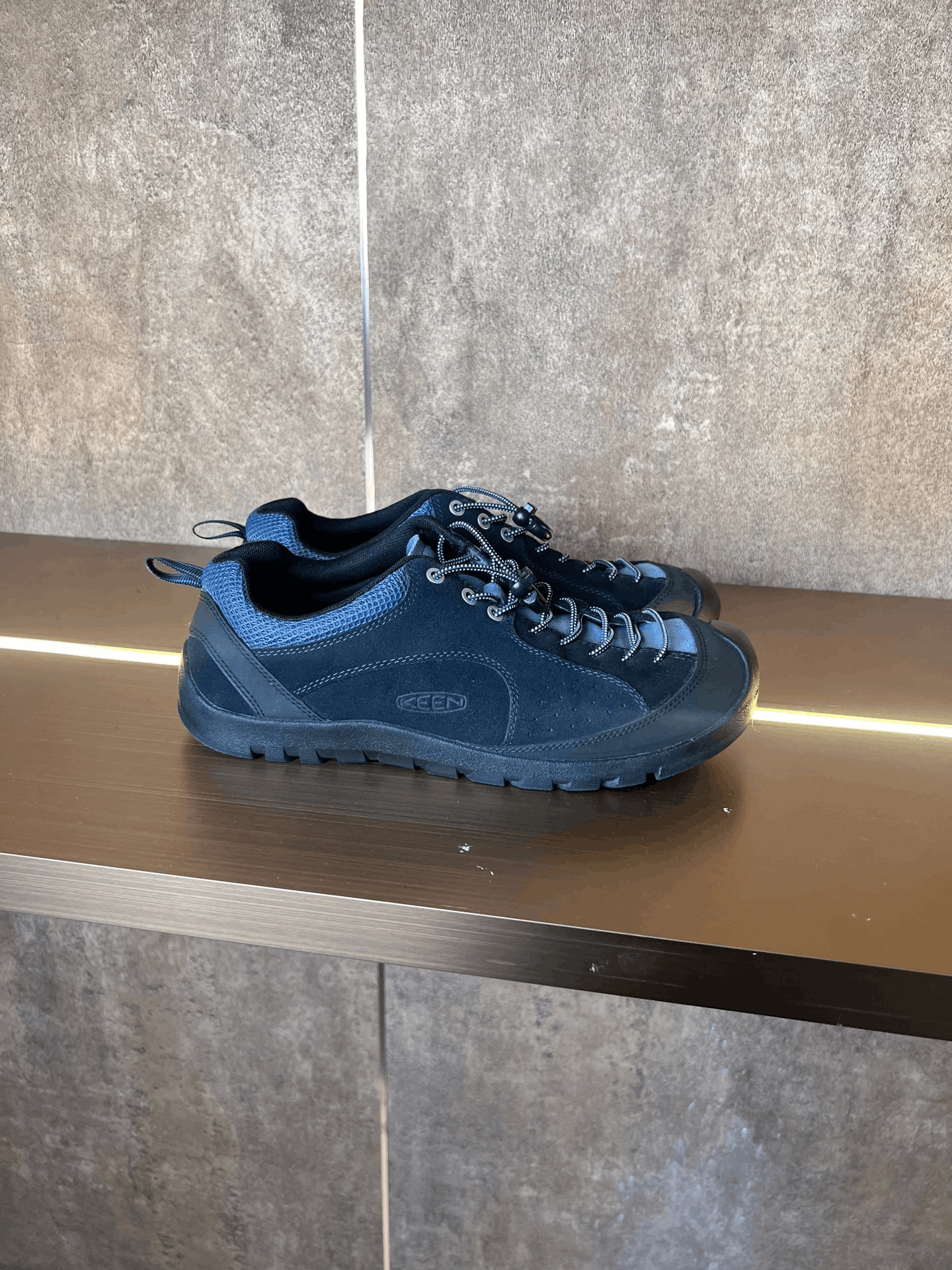 KEEN Keen Hiking Lowtop Sneakers 9 Men Size US 9 / EU 42 - 4 Thumbnail