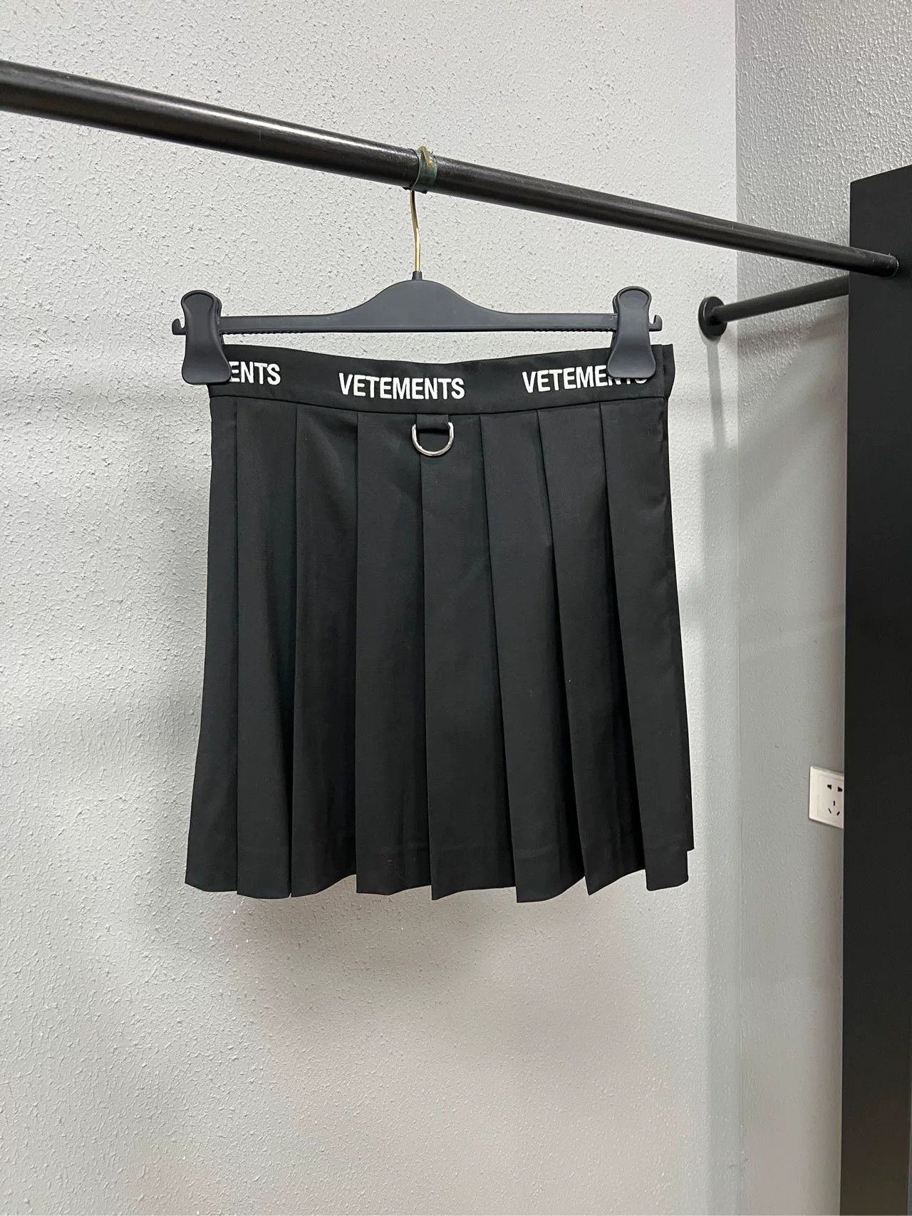 Vetements Vetements Denim Jeans 30 Men Size US 30 / EU 46 - 2 Thumbnail