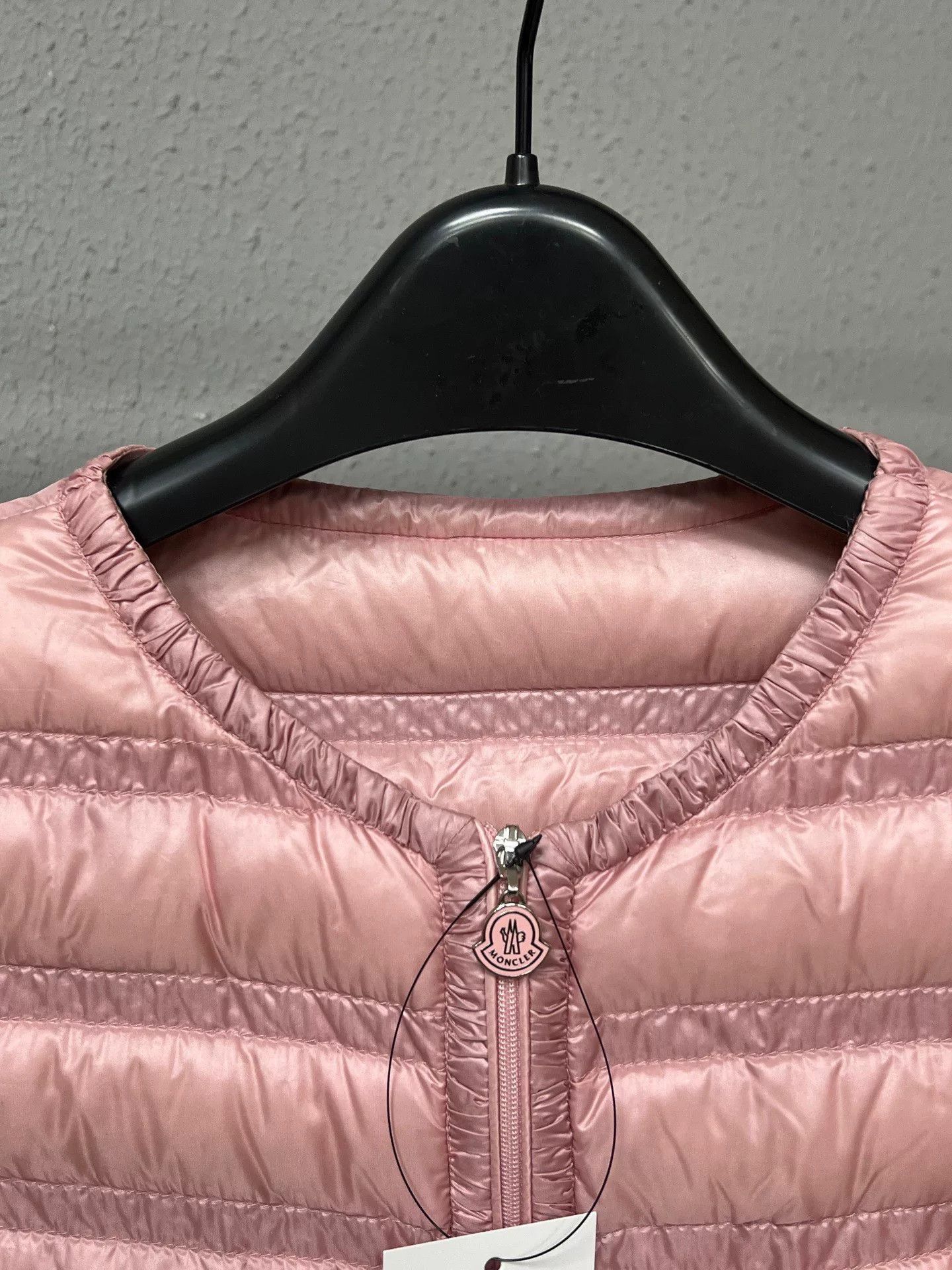 Moncler Moncler Down Pink Down Jacket L Women Size L / US 10 / IT 46 - 3 Thumbnail