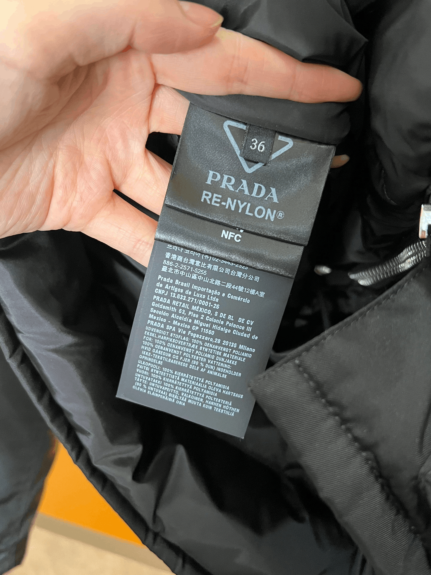 Prada Prada Nylon Down Heavy Coat m Men Size US M / EU 48-50 / 2 - 4 Thumbnail