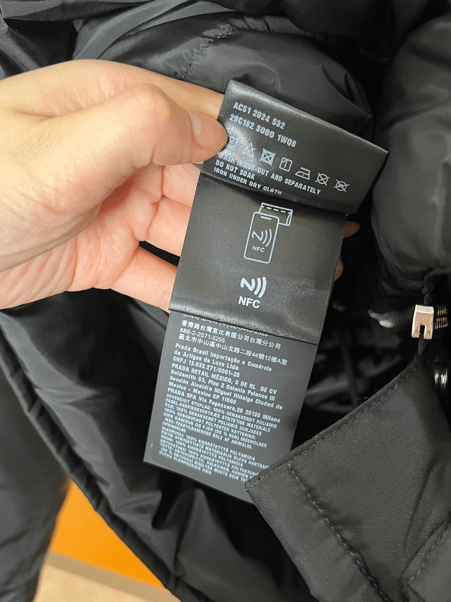 Prada Prada Nylon Down Heavy Coat m Men Size US M / EU 48-50 / 2 - 5 Thumbnail