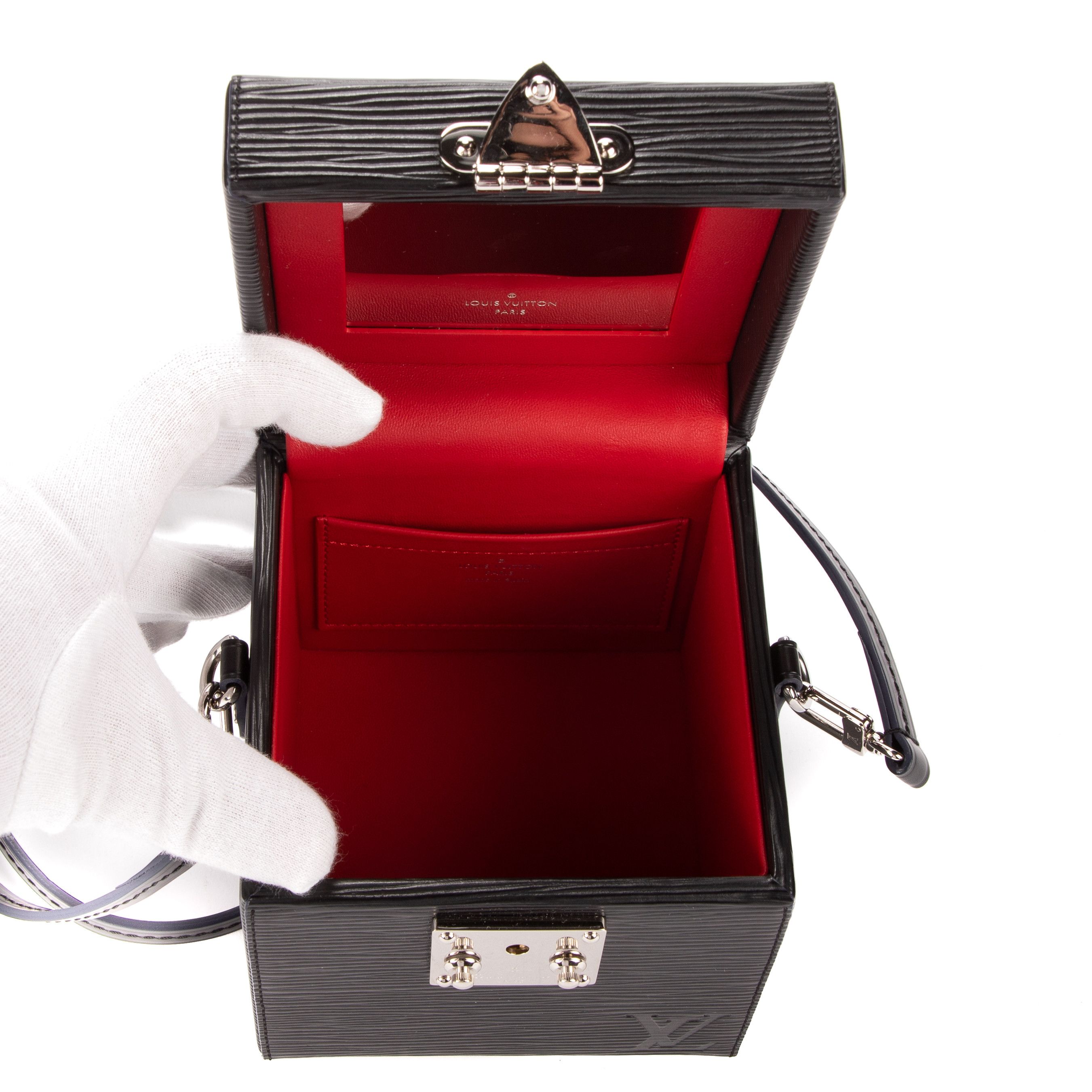 Louis Vuitton Bleecker Box Size ONE SIZE - 7 Thumbnail