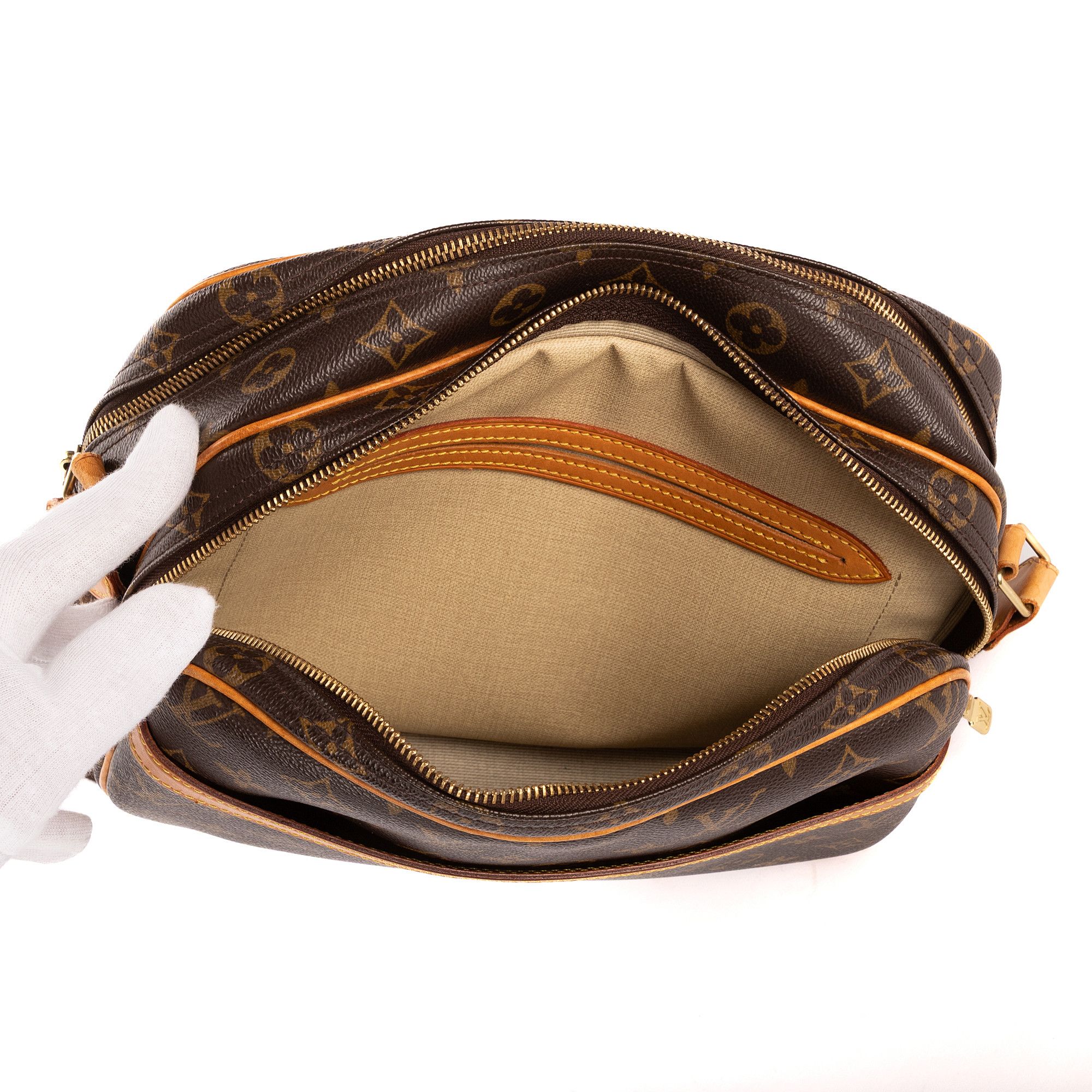 Louis Vuitton Reporter PM Size ONE SIZE - 9 Thumbnail