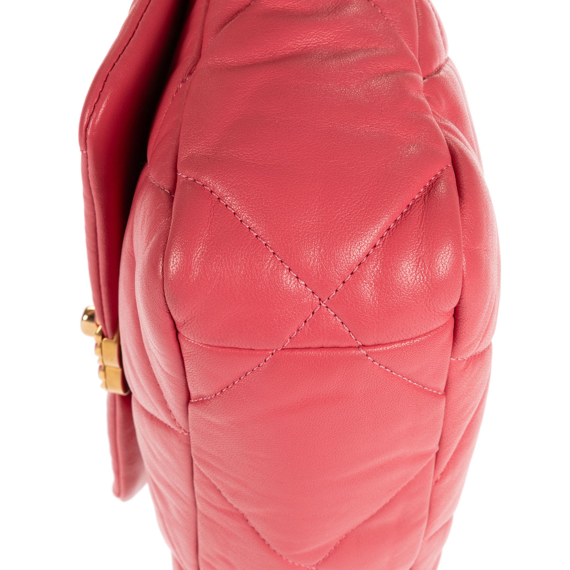 Chanel Classic 19 Flap Small Size ONE SIZE - 7 Thumbnail