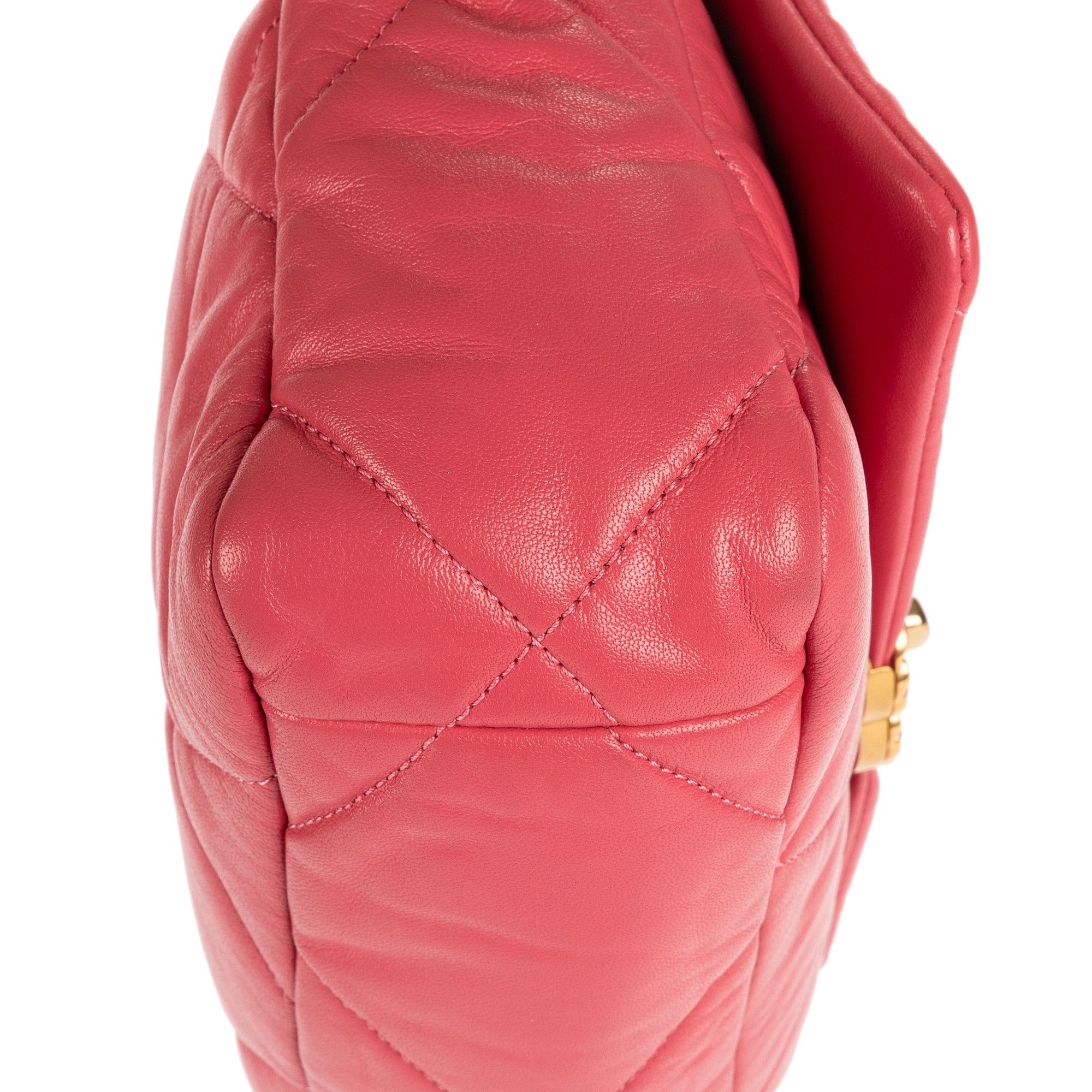 Chanel Classic 19 Flap Small Size ONE SIZE - 8 Thumbnail