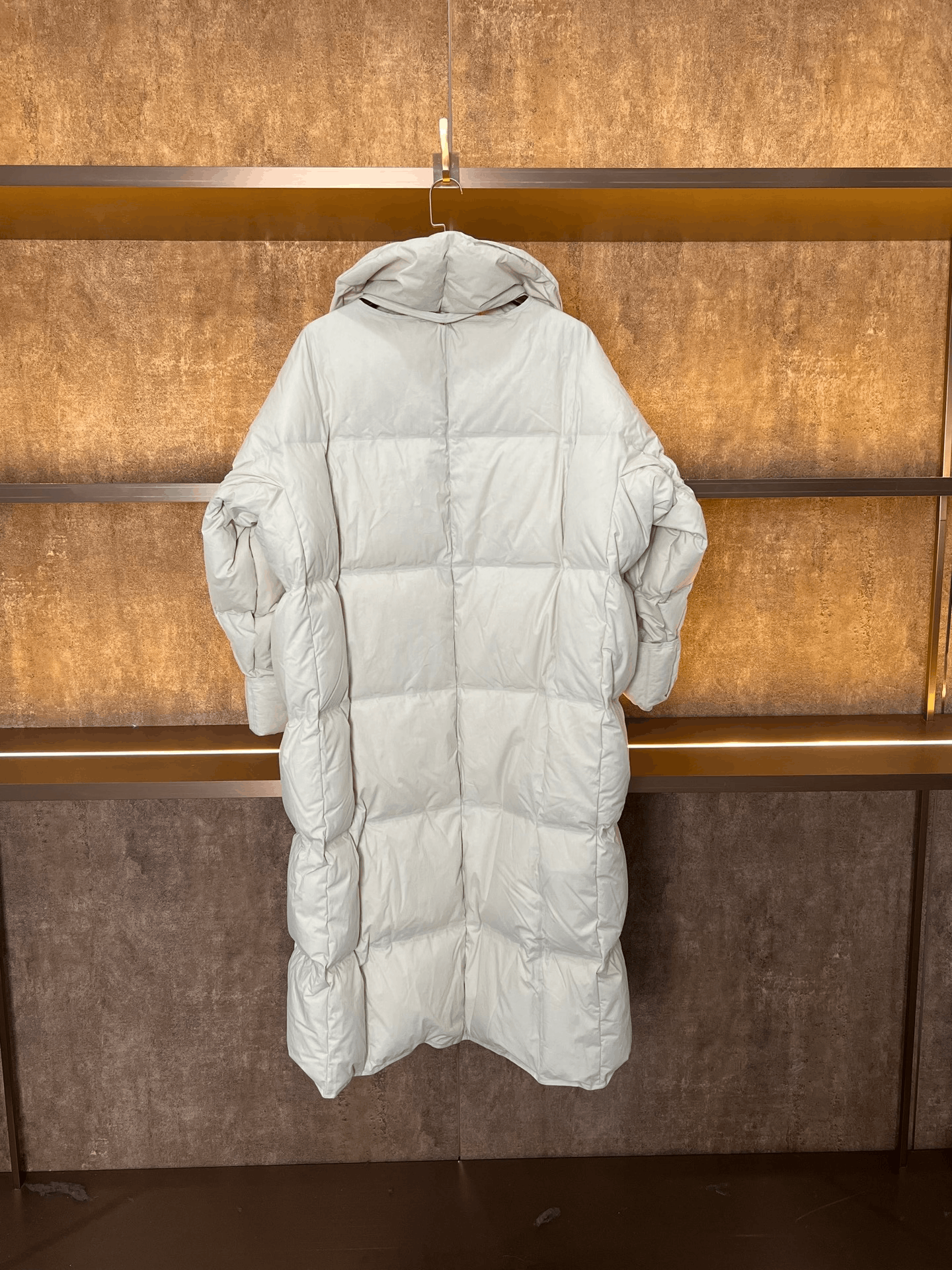 Bottega Veneta Bottega Veneta Down Down Jacket L Women Size L / US 10 / IT 46 - 2 Thumbnail