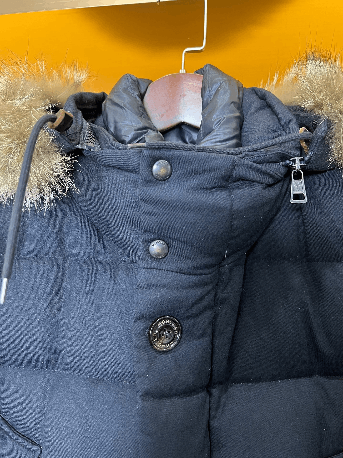 Moncler Moncler Down Down Jacket M Women Size M / US 6-8 / IT 42-44 - 3 Thumbnail