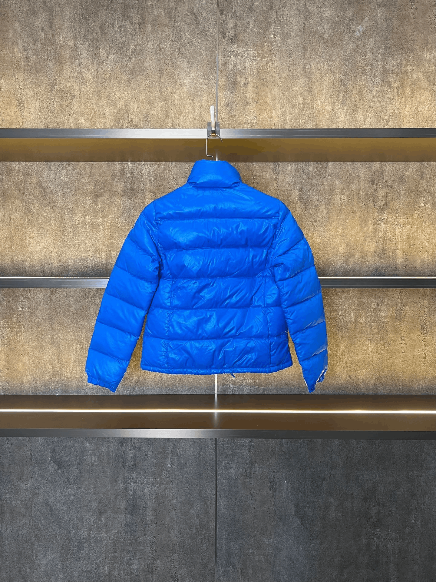 Moncler Moncler Down Down Jacket S Women Size S / US 4 / IT 40 - 2 Thumbnail