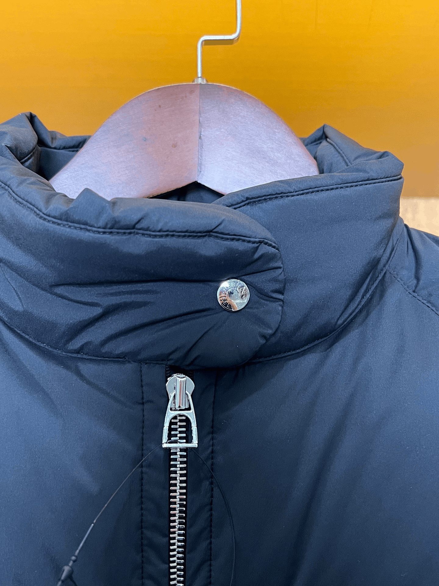 Hermes Hermes Down Down Jacket L Women Size L / US 10 / IT 46 - 3 Thumbnail