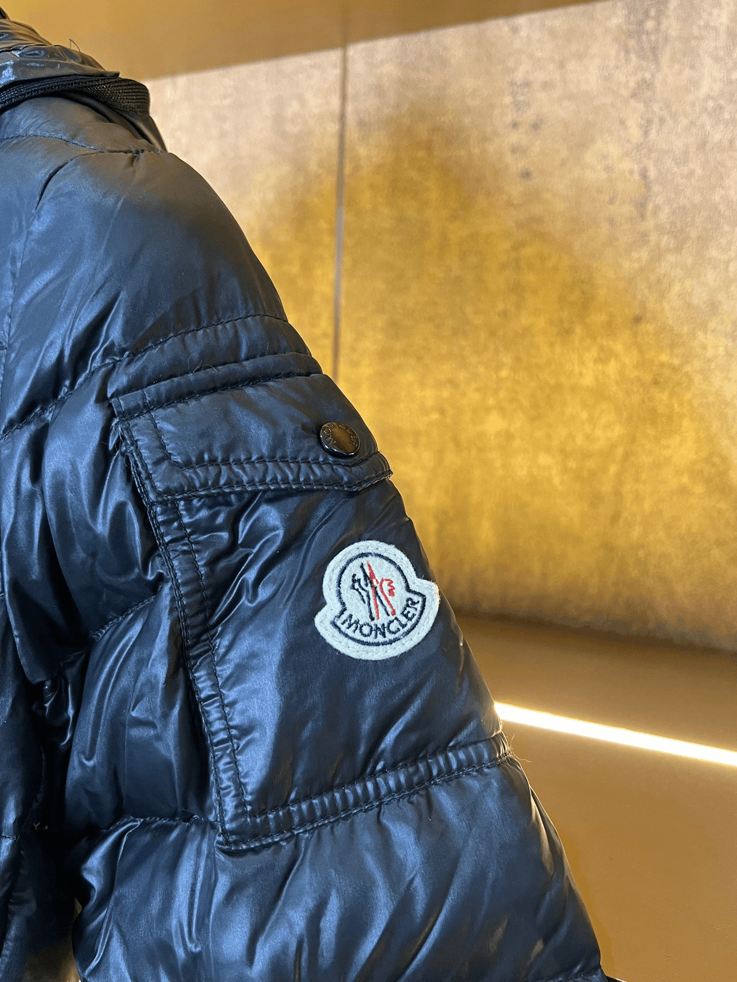 Moncler Moncler Down Down Jacket S Women Size S / US 4 / IT 40 - 3 Thumbnail