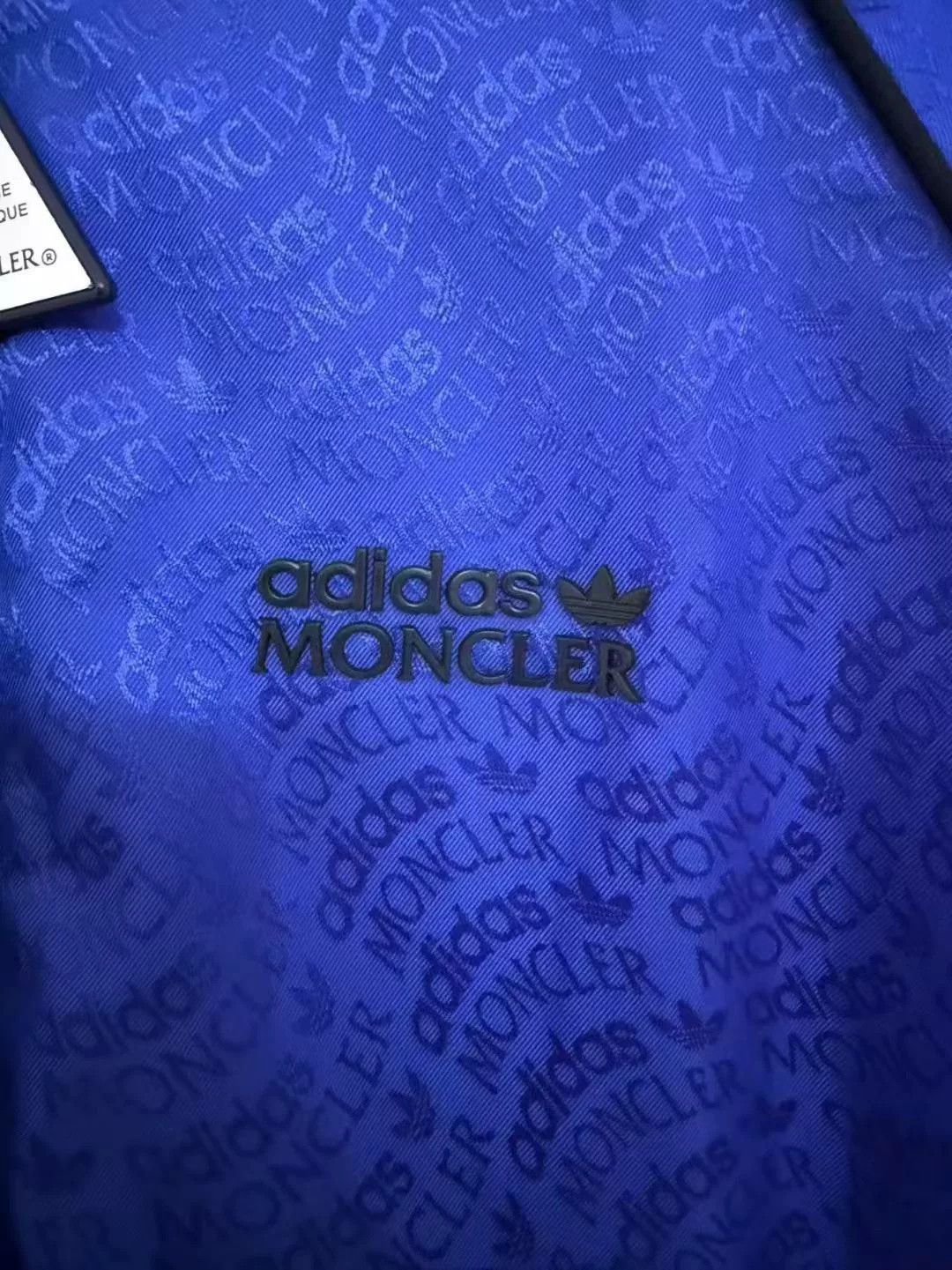Moncler Moncler Collab Down Heavy Coat m Men Size US M / EU 48-50 / 2 - 2 Thumbnail