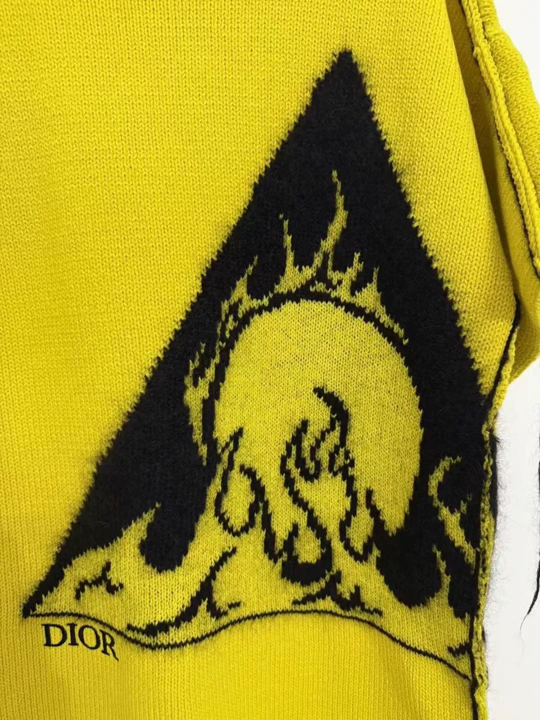 Dior Dior Knit Yellow Sweater S Women Size S / US 4 / IT 40 - 2 Thumbnail